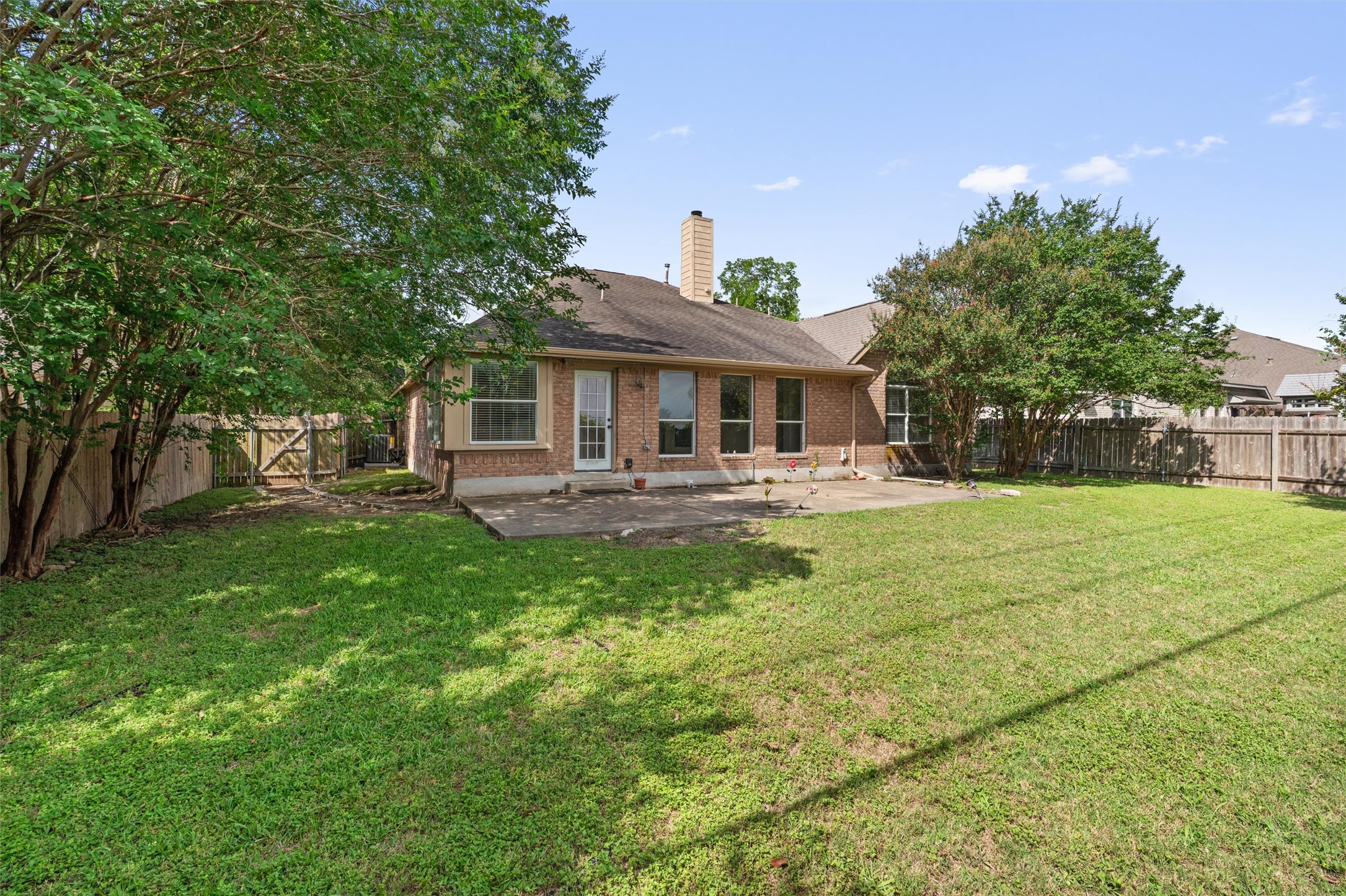 main property photo 31