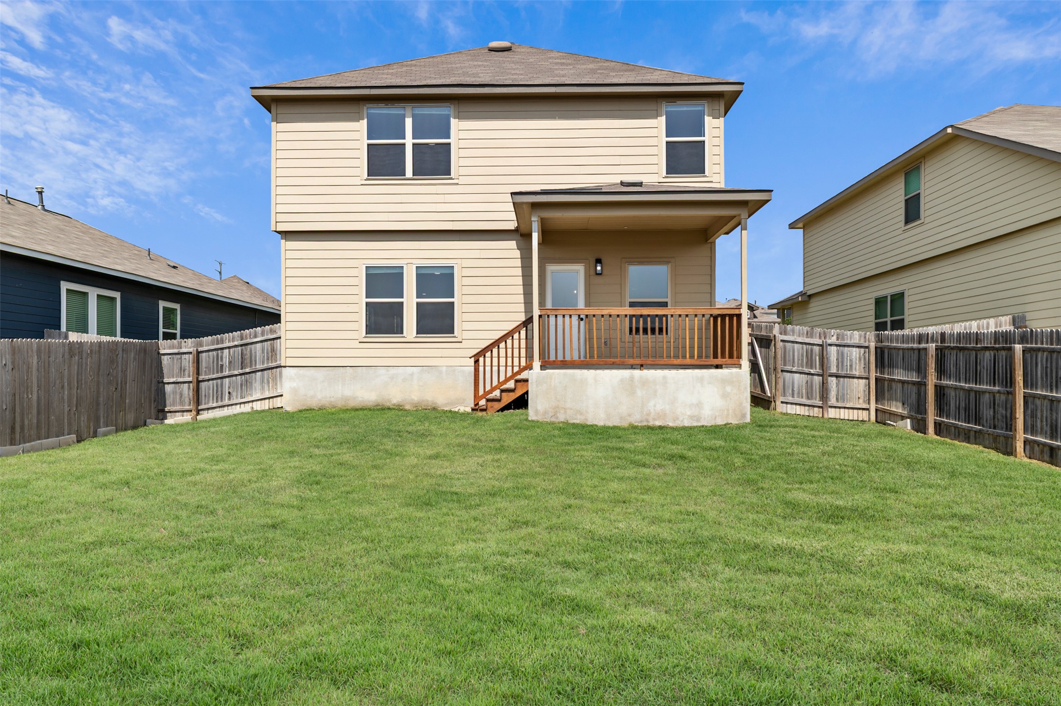 main property photo 17