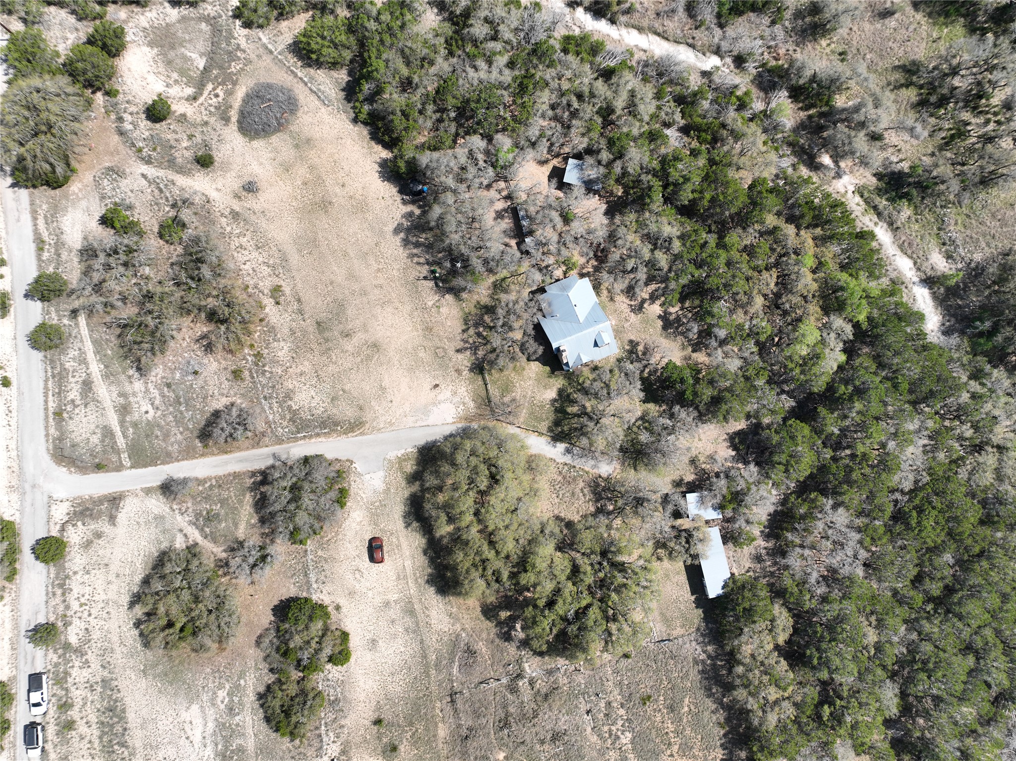 main property photo 33