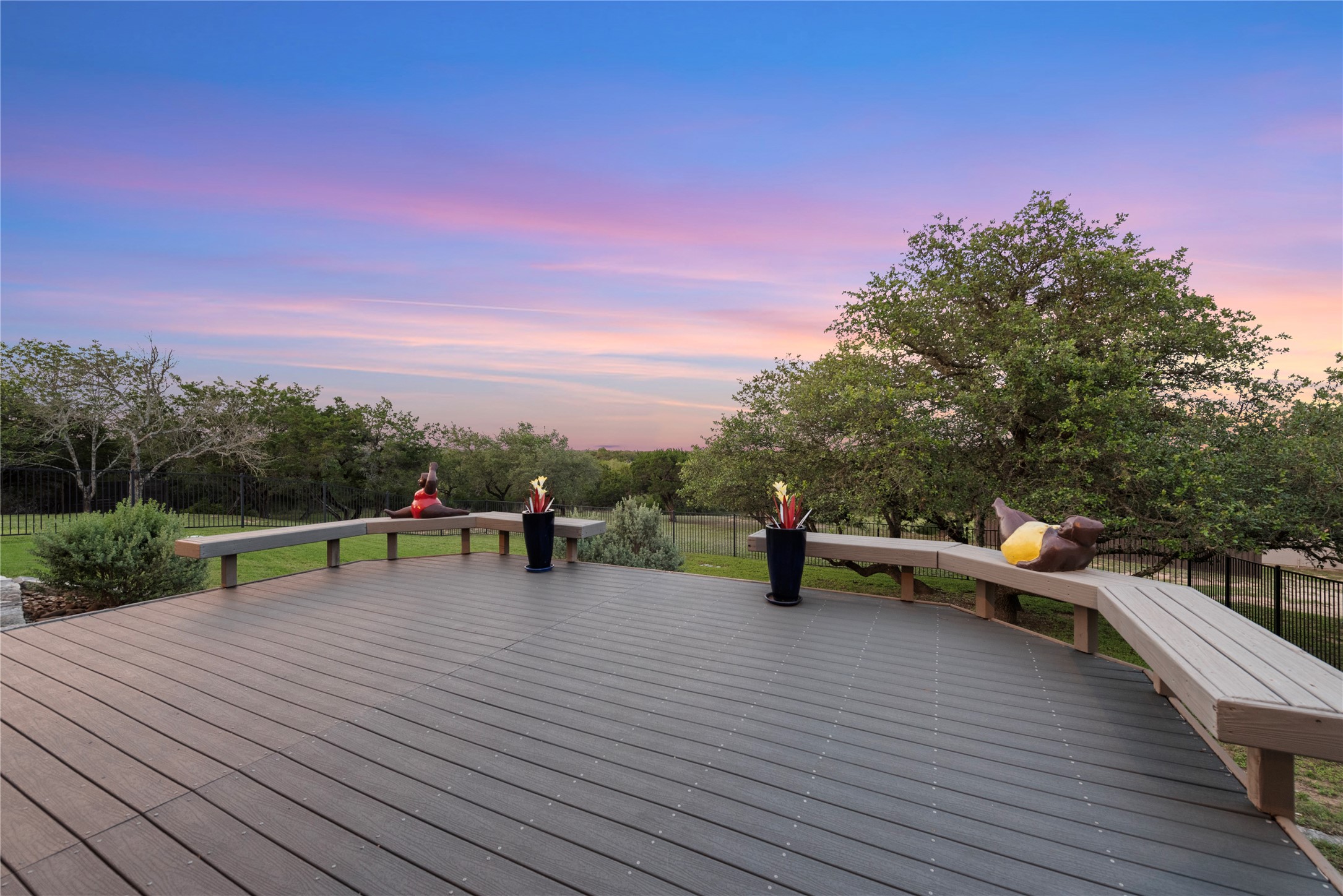 main property photo 19