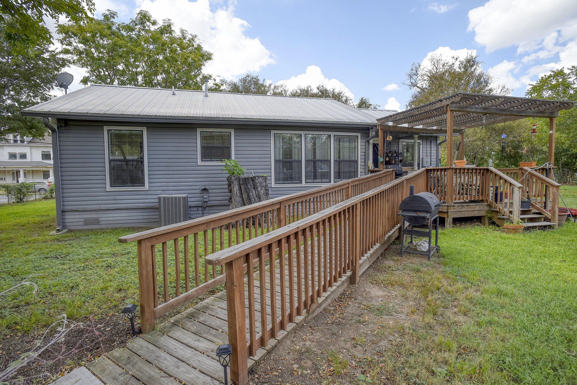 main property photo 21