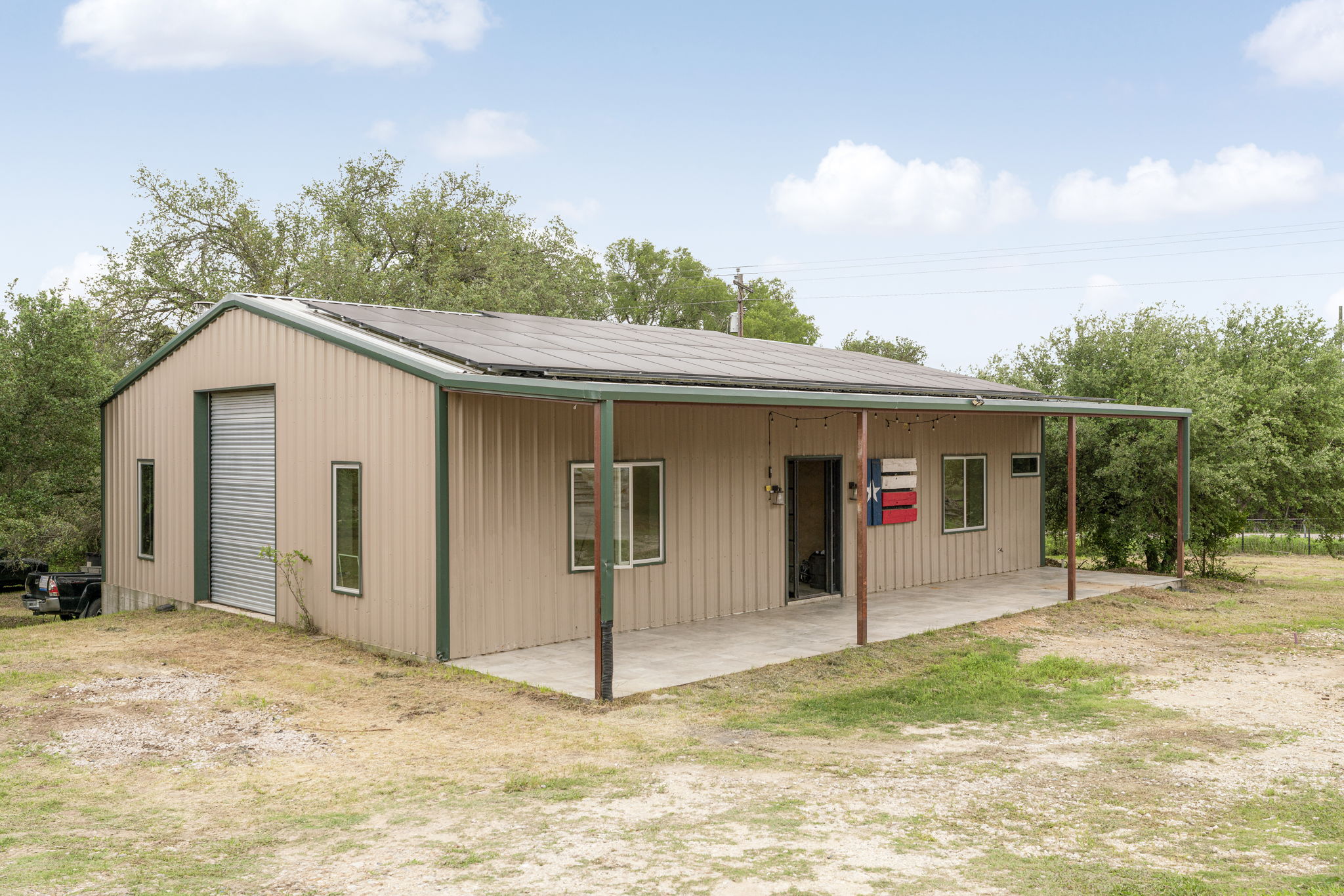 main property photo 33