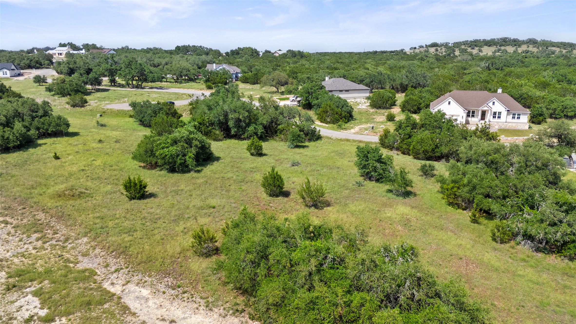 main property photo 13