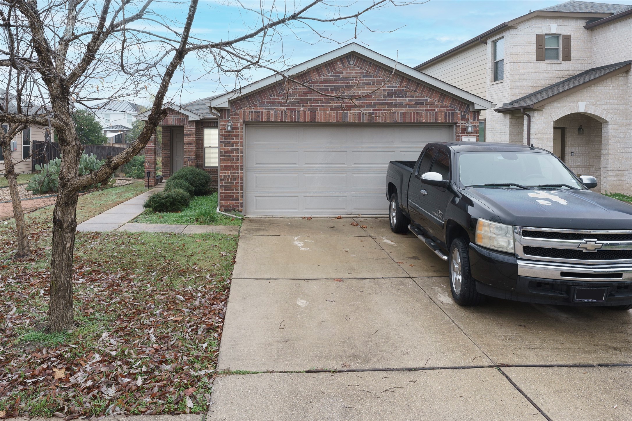 main property photo 17