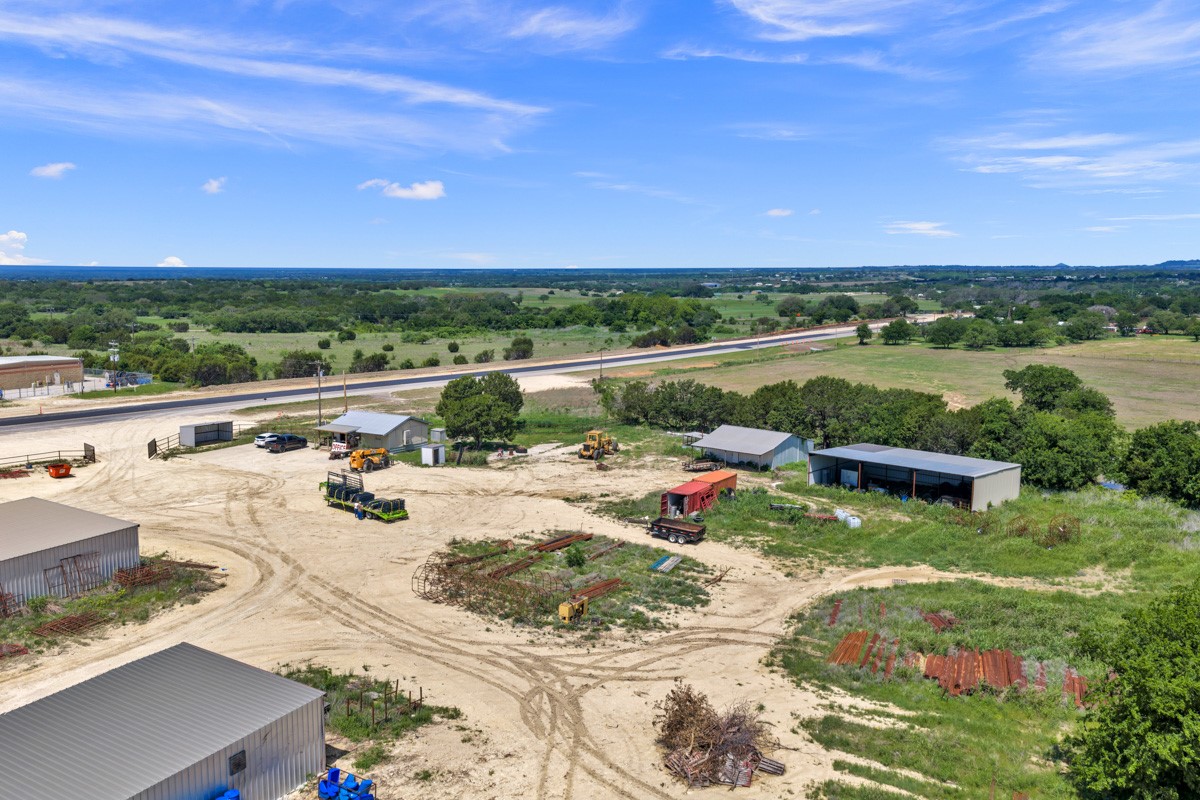 main property photo 29