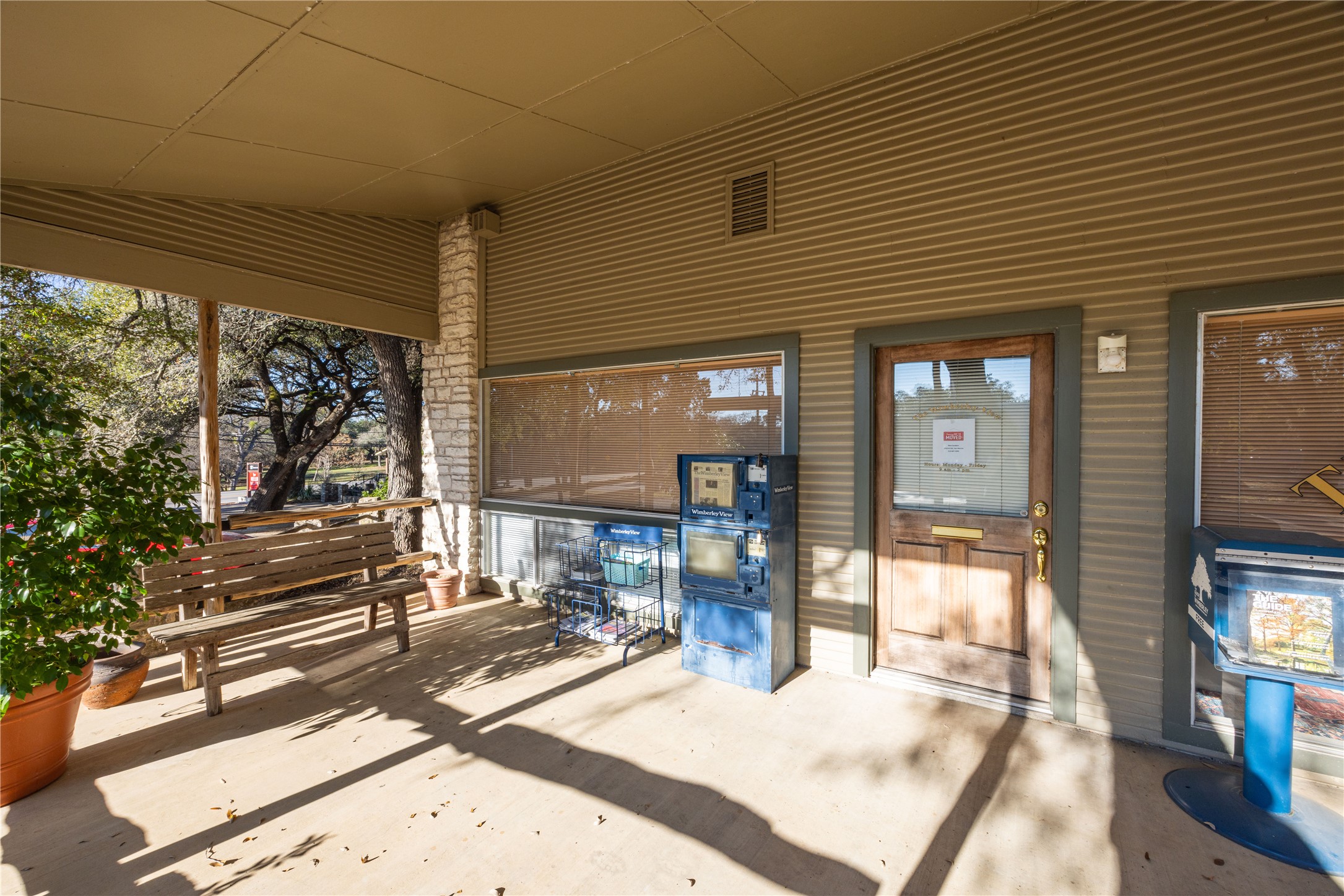 main property photo 4