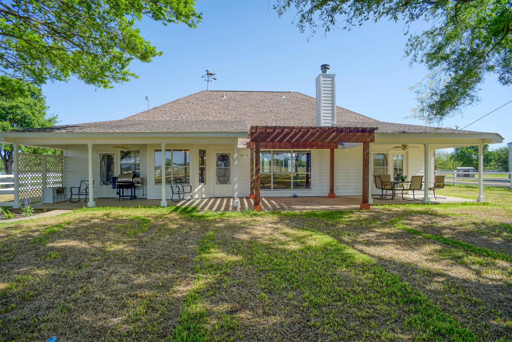 main property photo 32