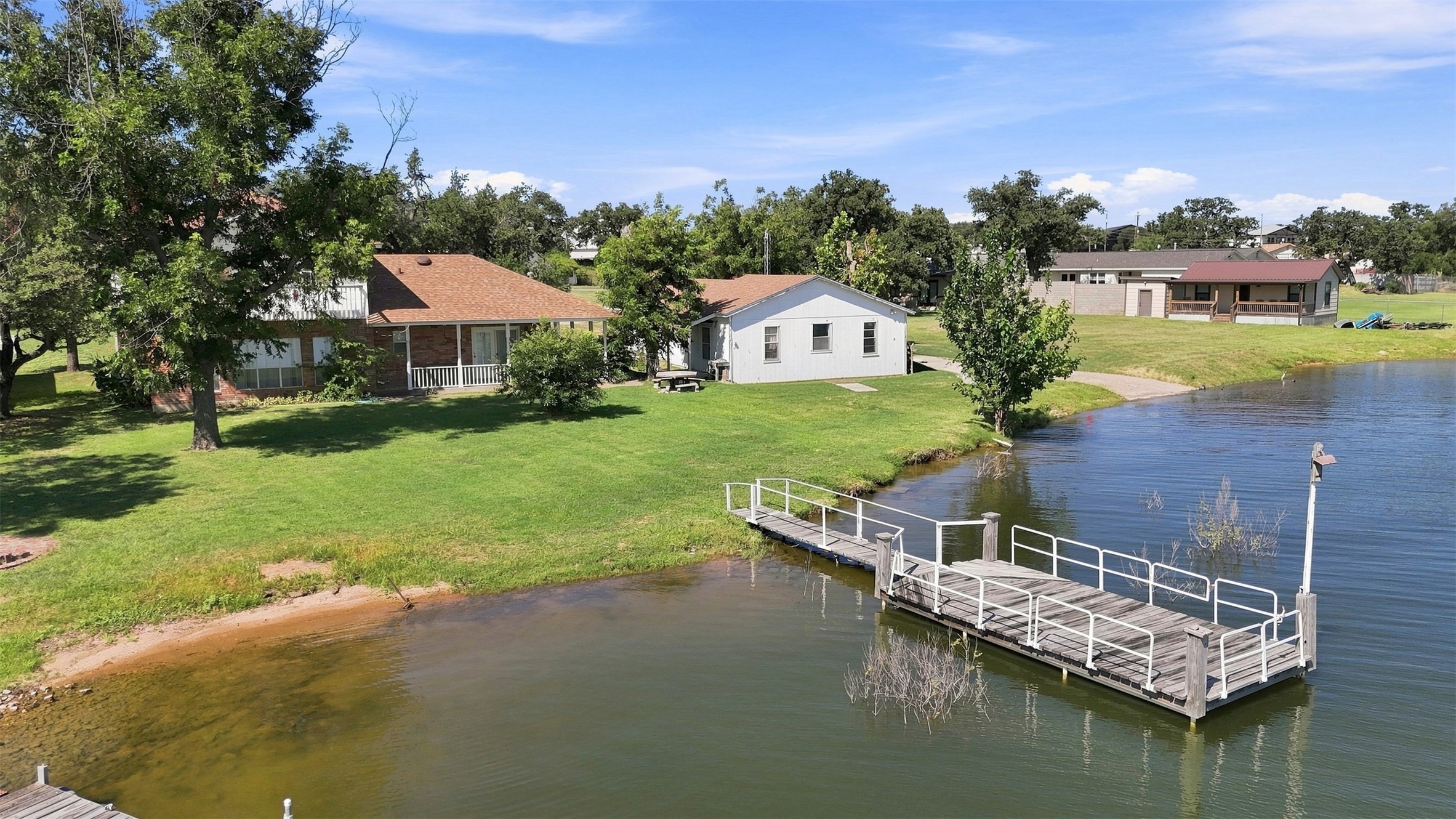 main property photo 29