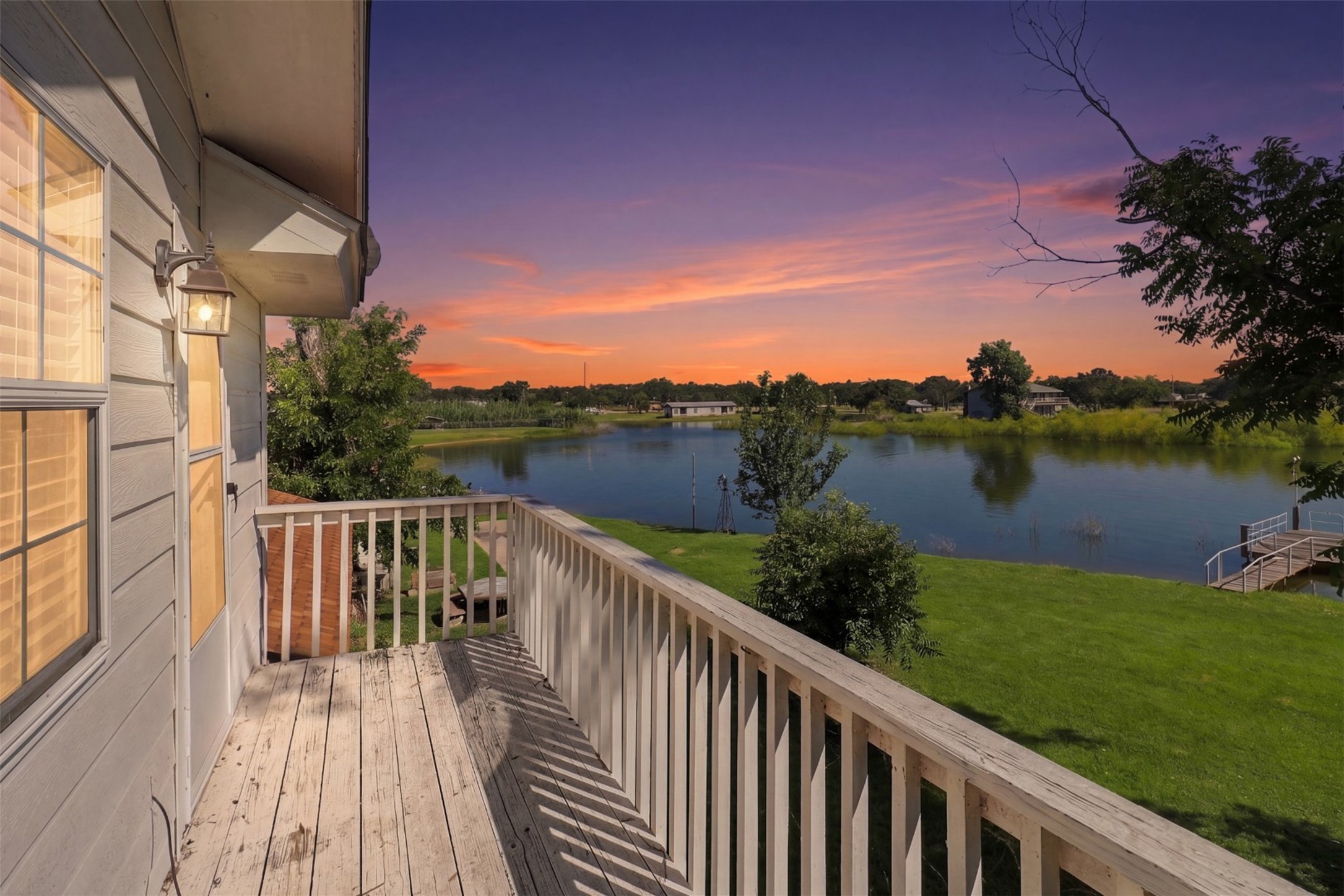 main property photo 30