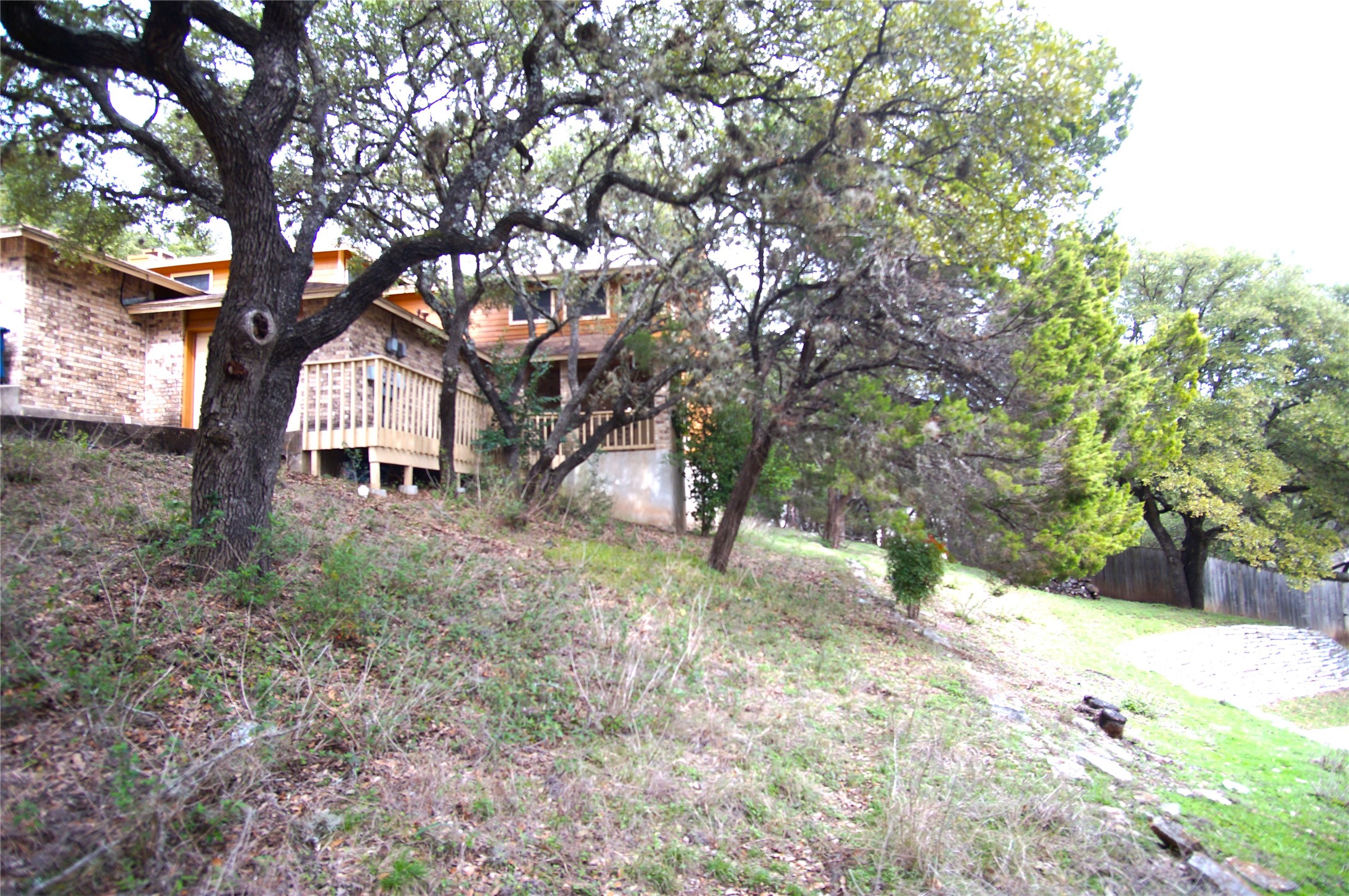 main property photo 33