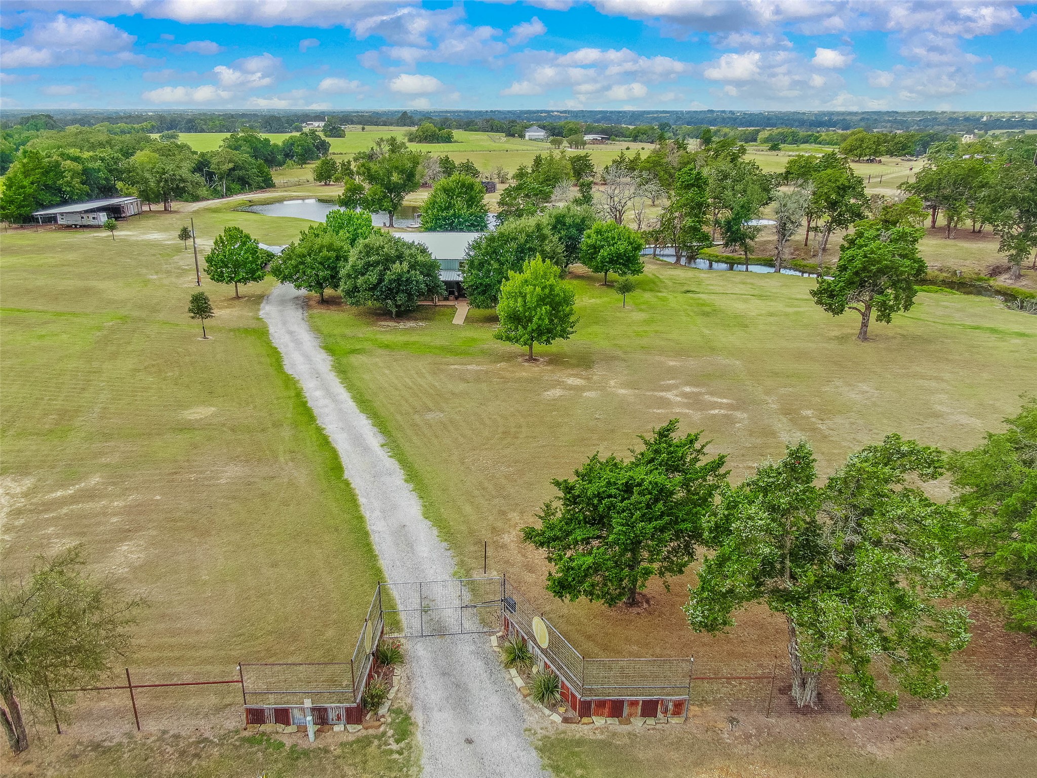 main property photo 39