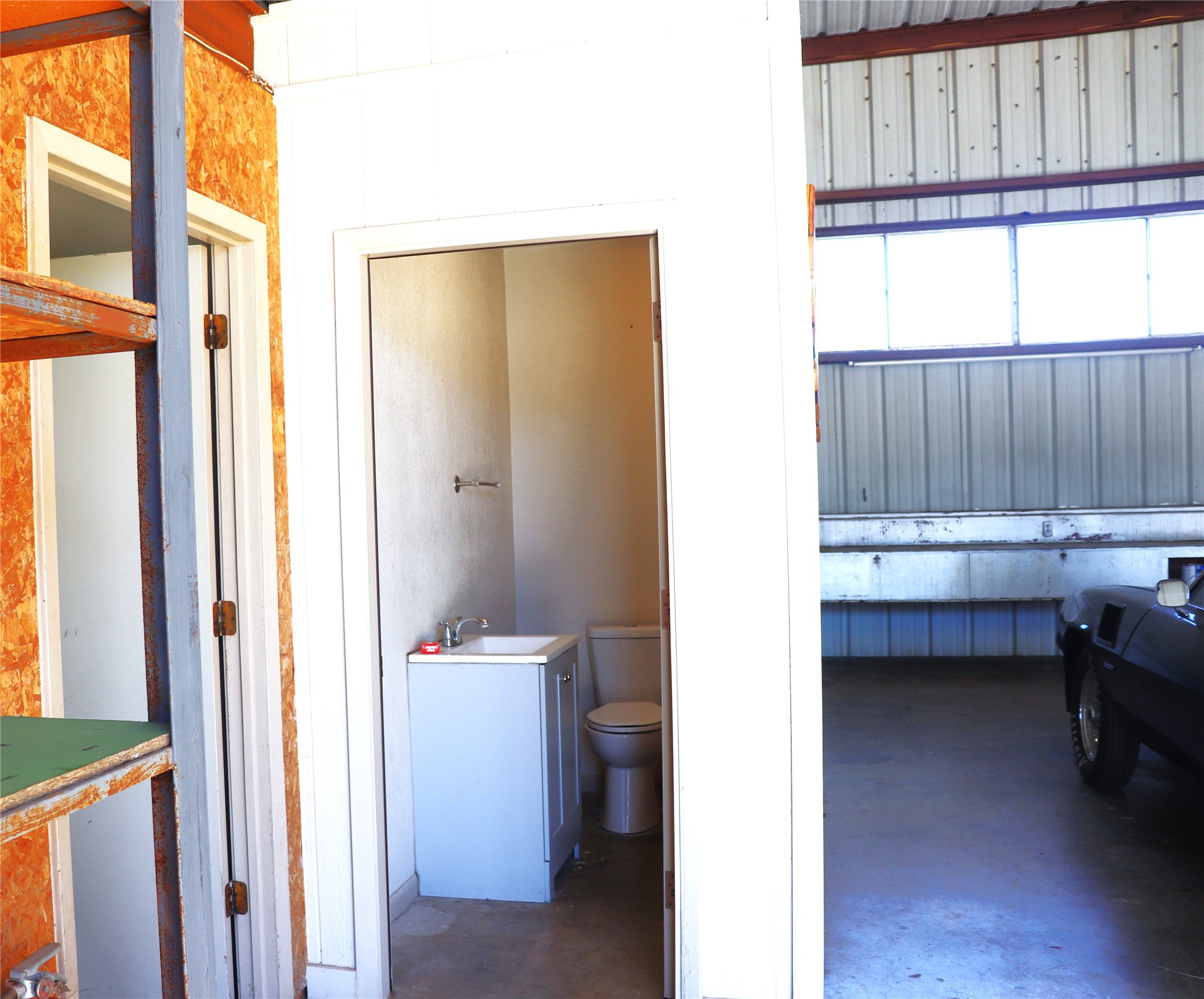 main property photo 14