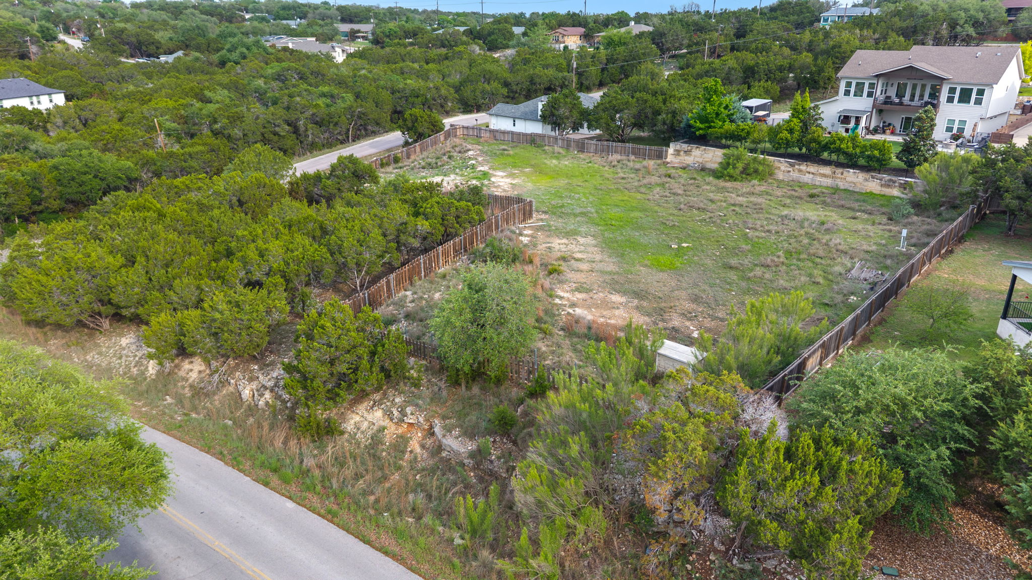 main property photo 8