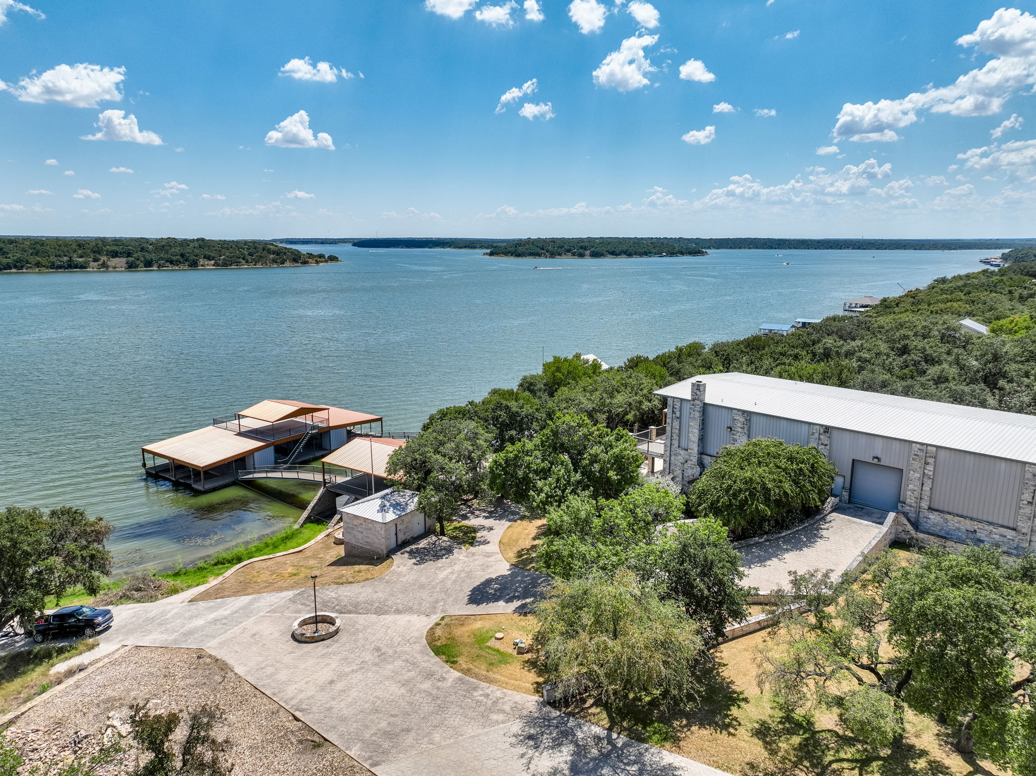 main property photo 36