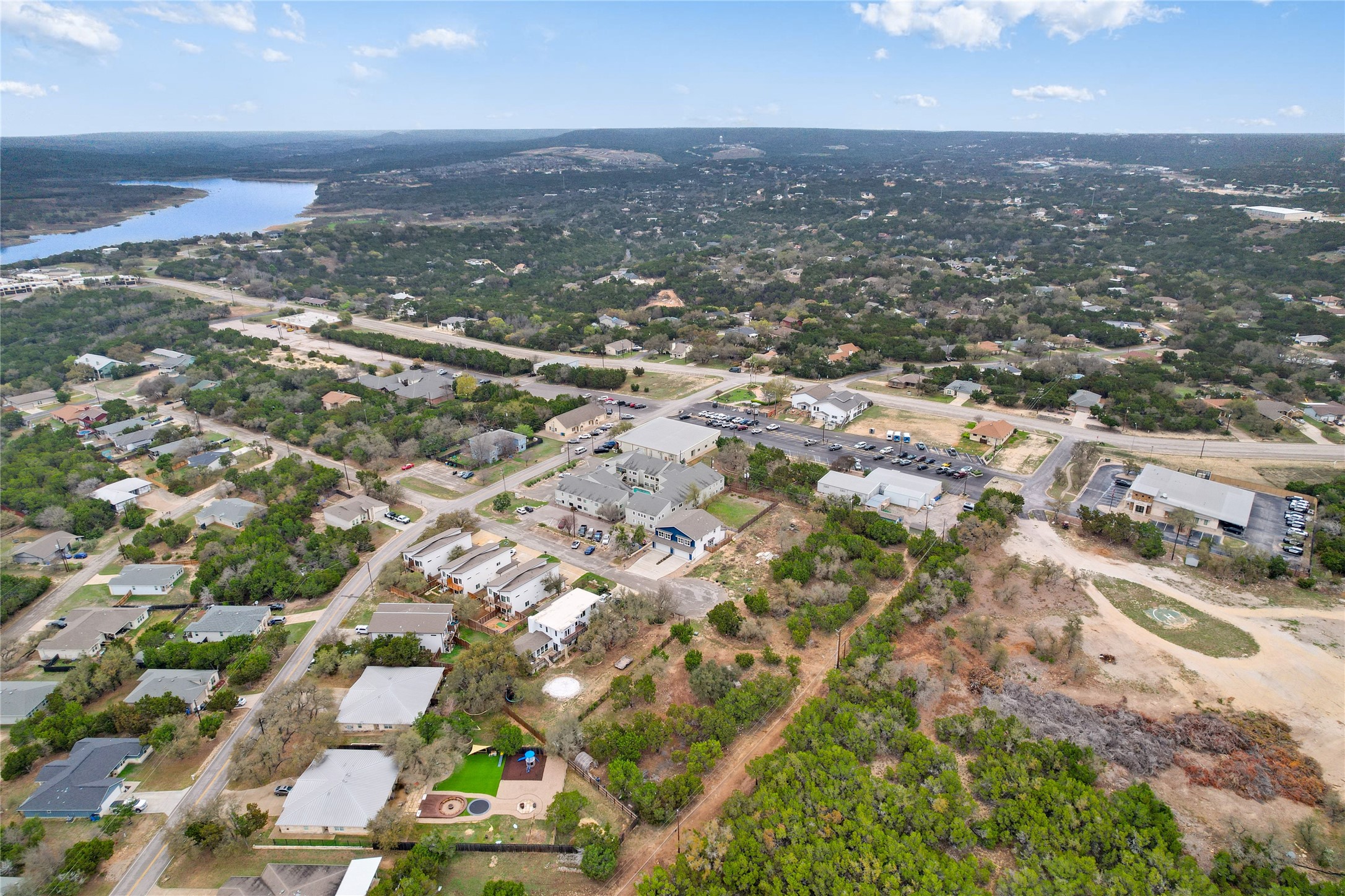 main property photo 23