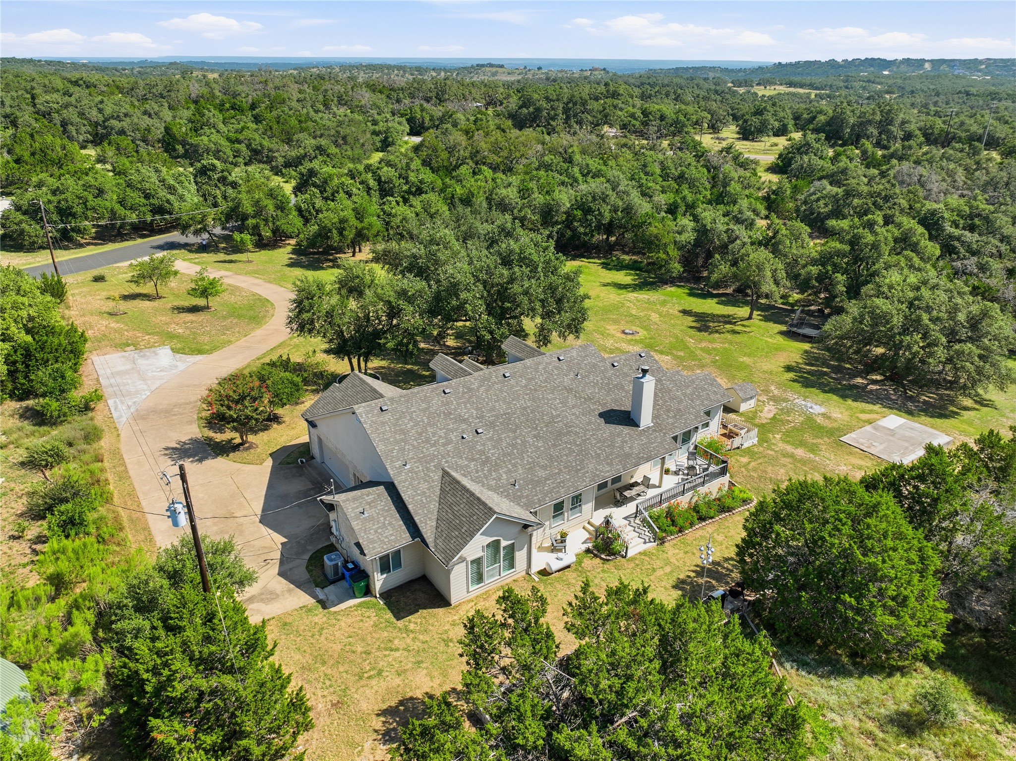 main property photo 36