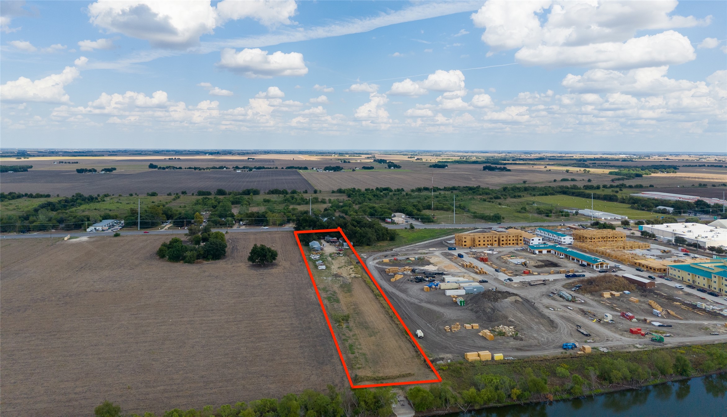 main property photo 9
