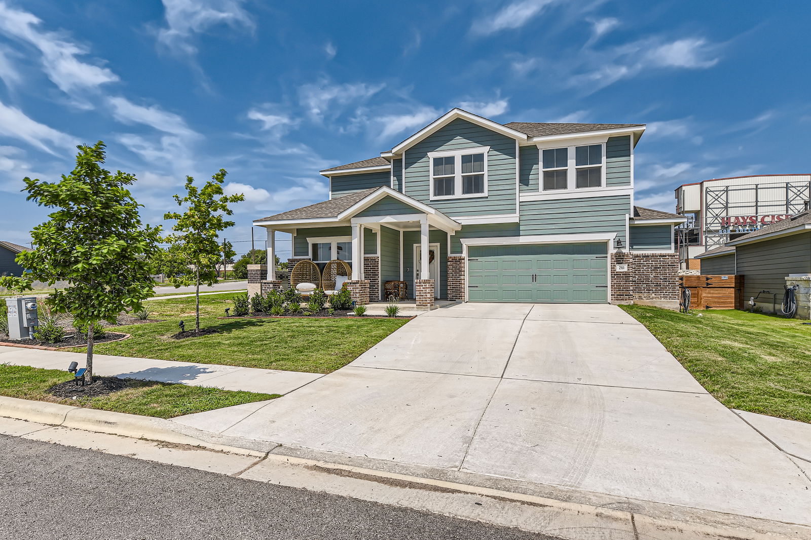 main property photo 2