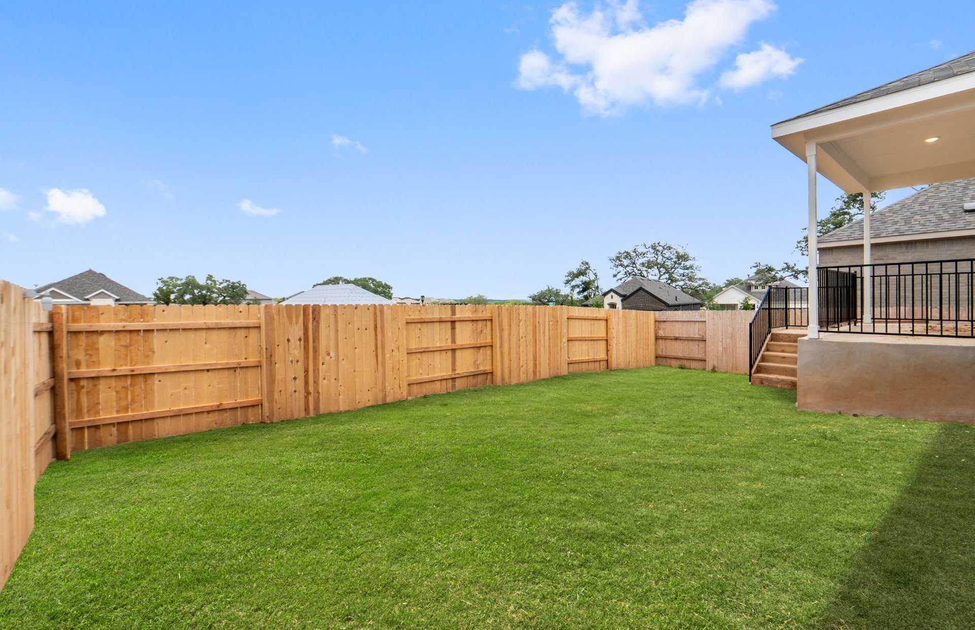 main property photo 31