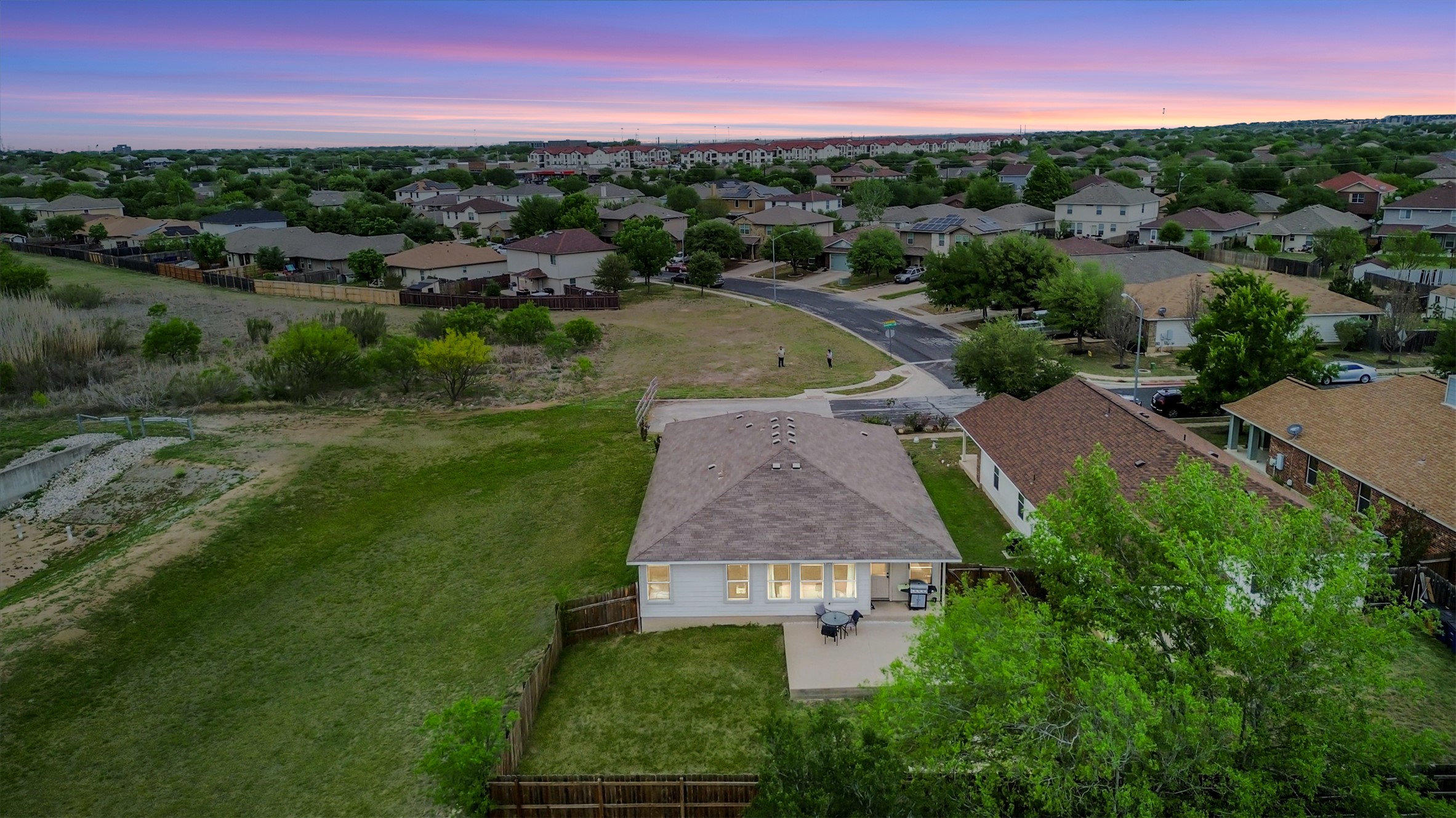 main property photo 15