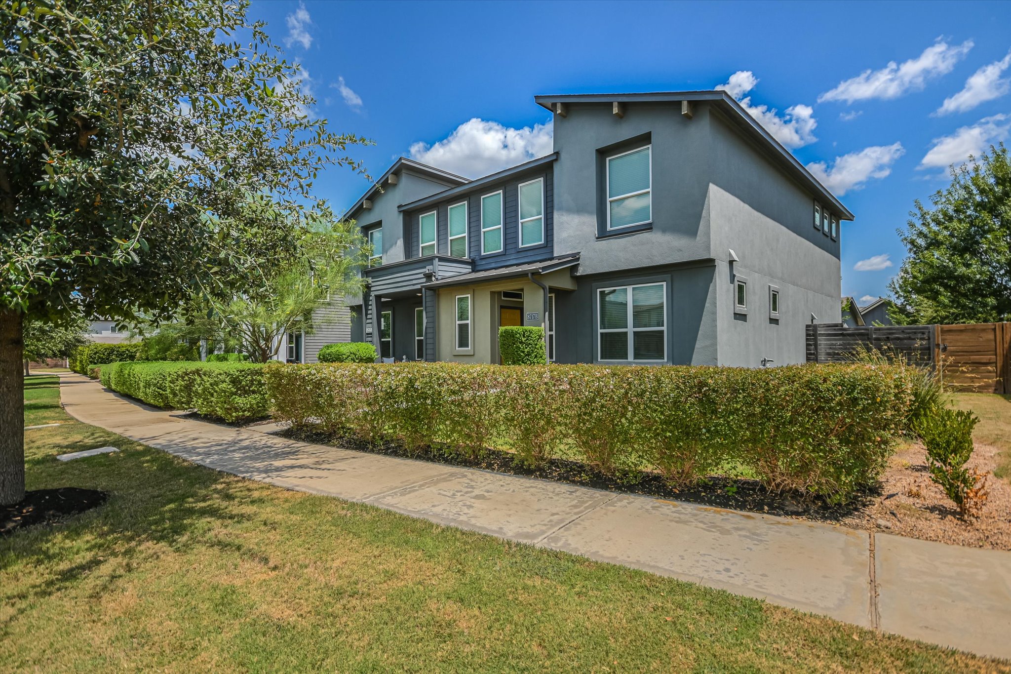 main property photo 20
