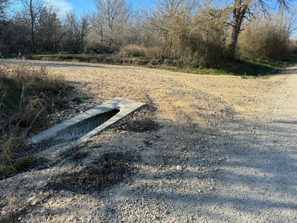 main property photo 10