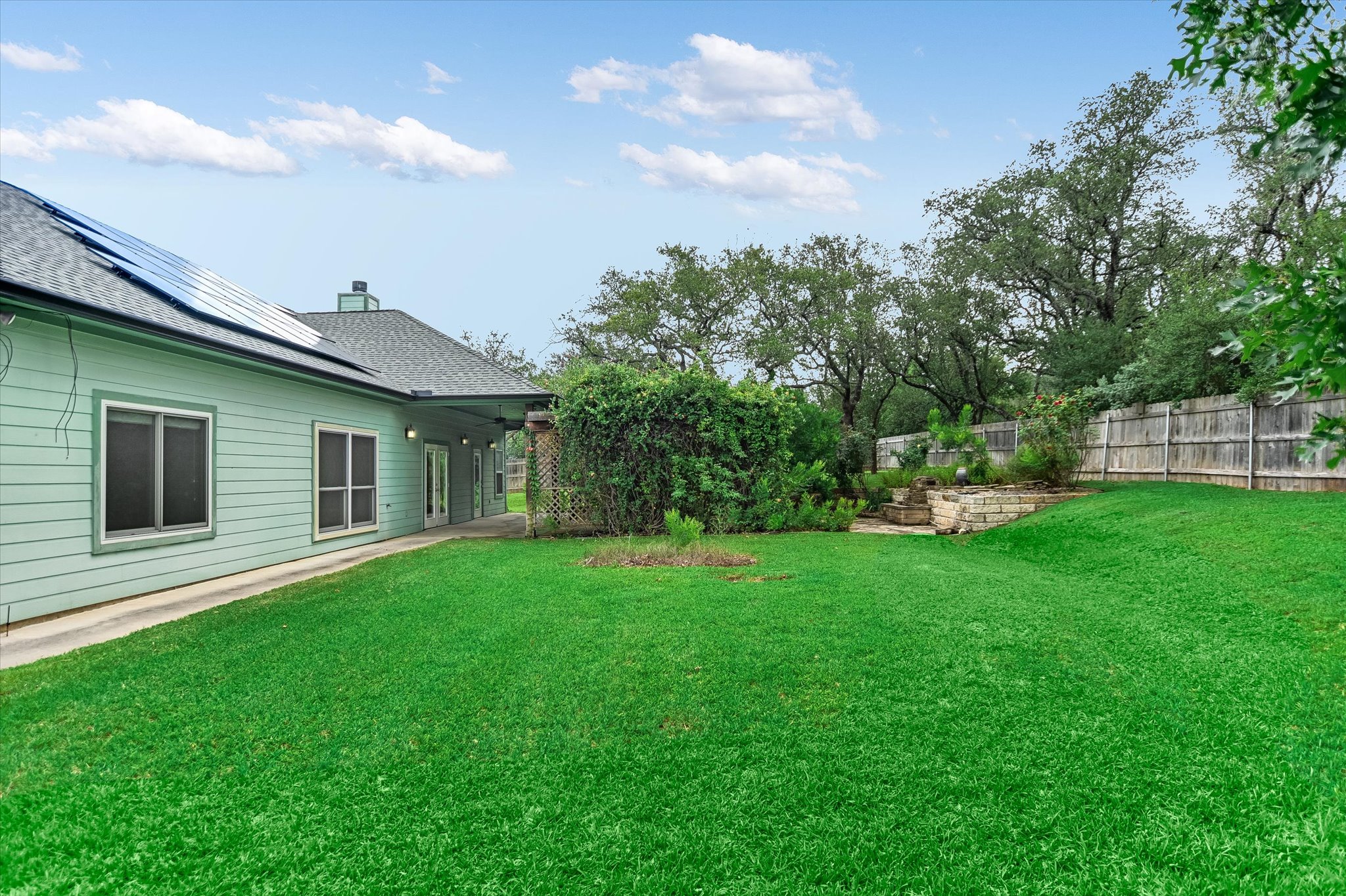 main property photo 21