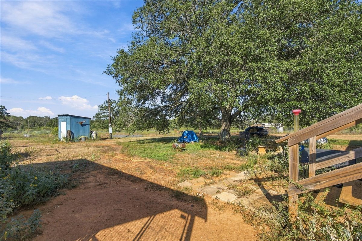 main property photo 22