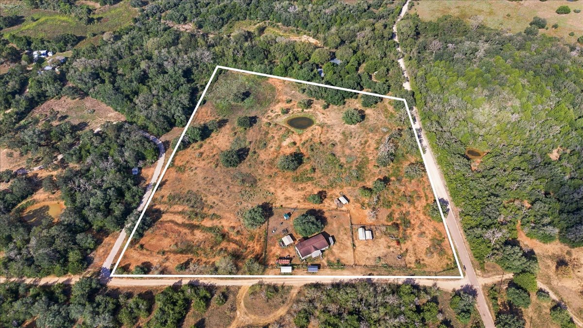 main property photo 33