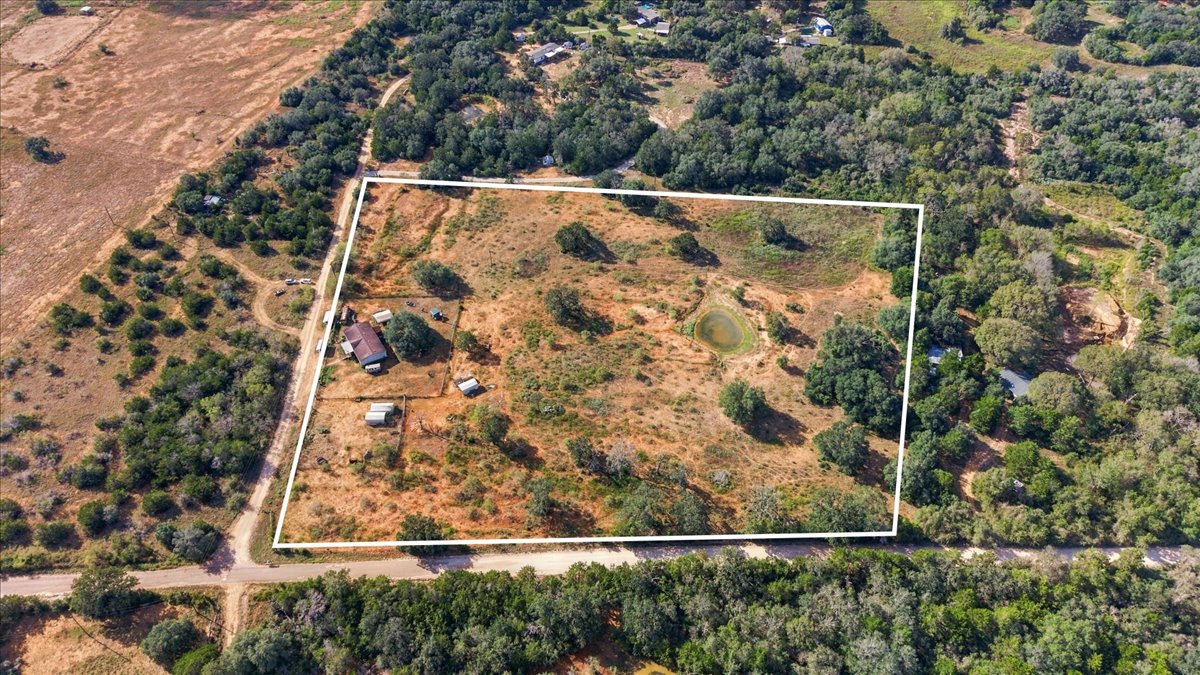 main property photo 34