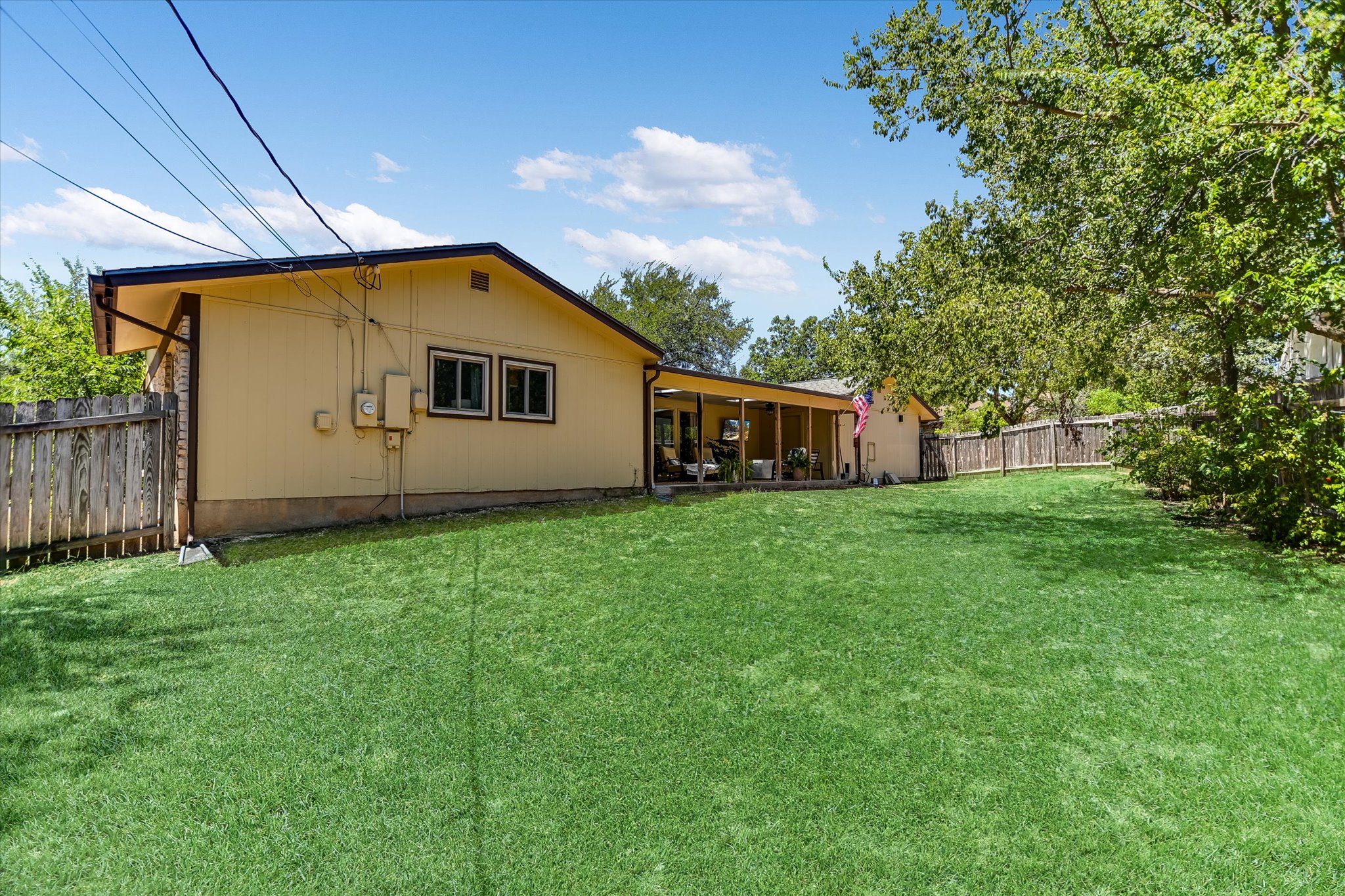 main property photo 20