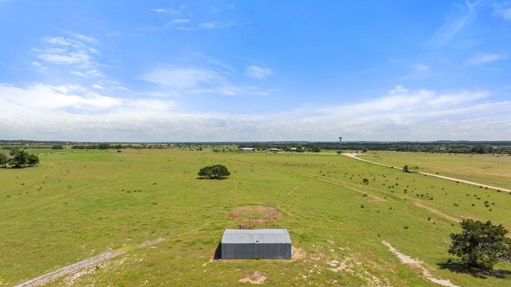 main property photo 37