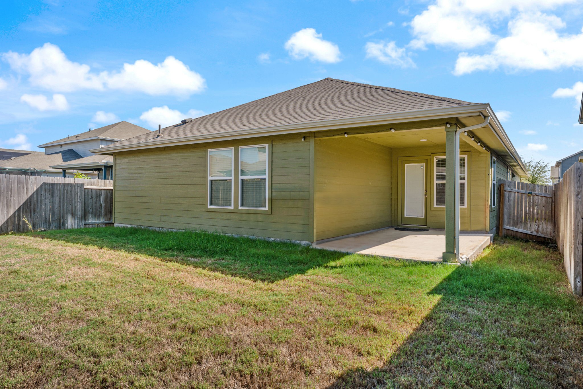 main property photo 19