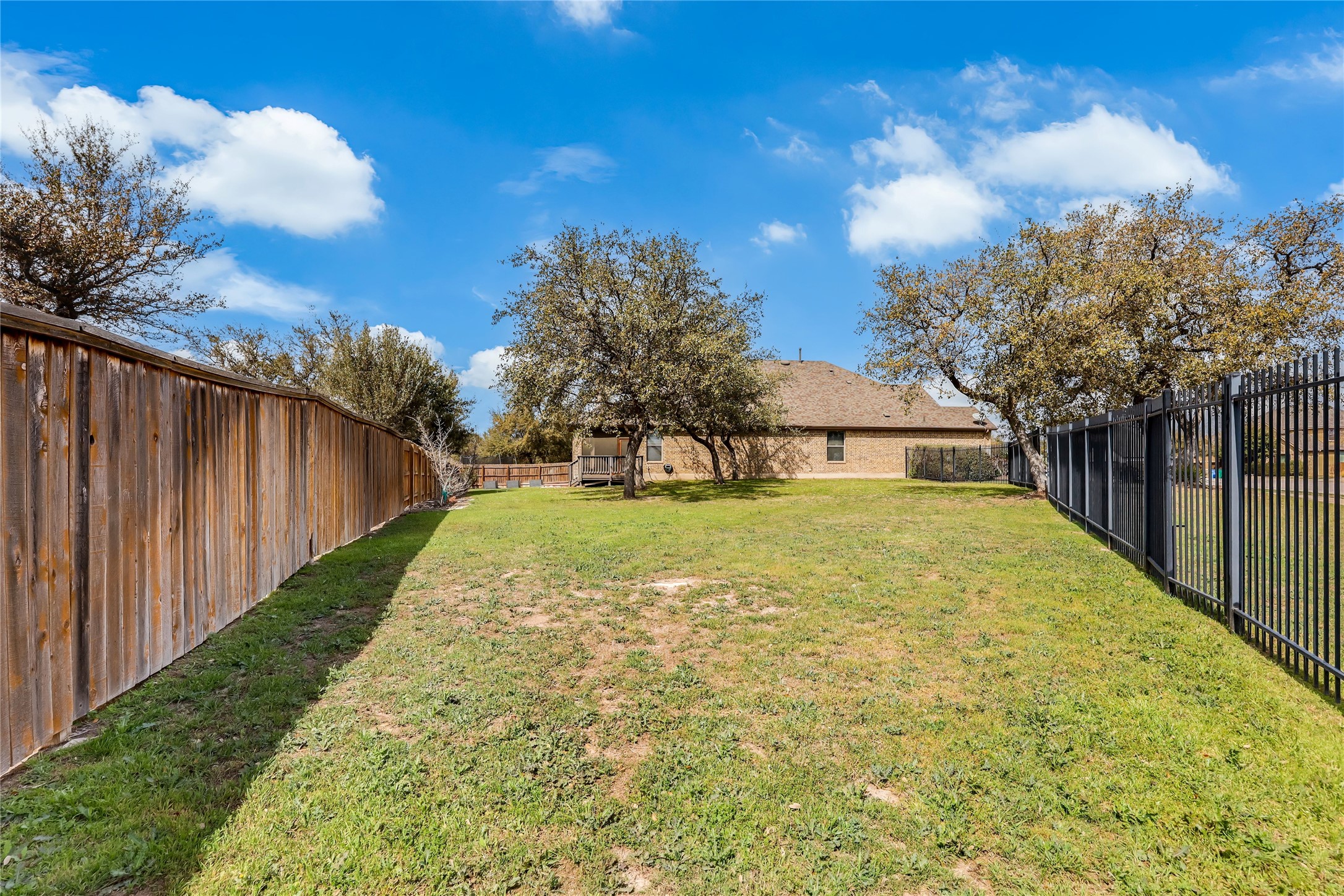 main property photo 39