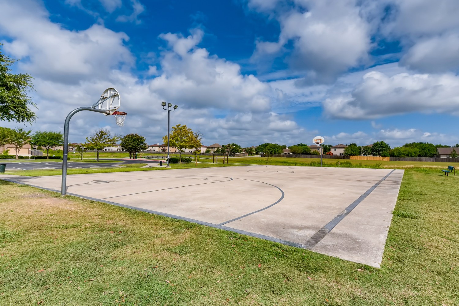 main property photo 37
