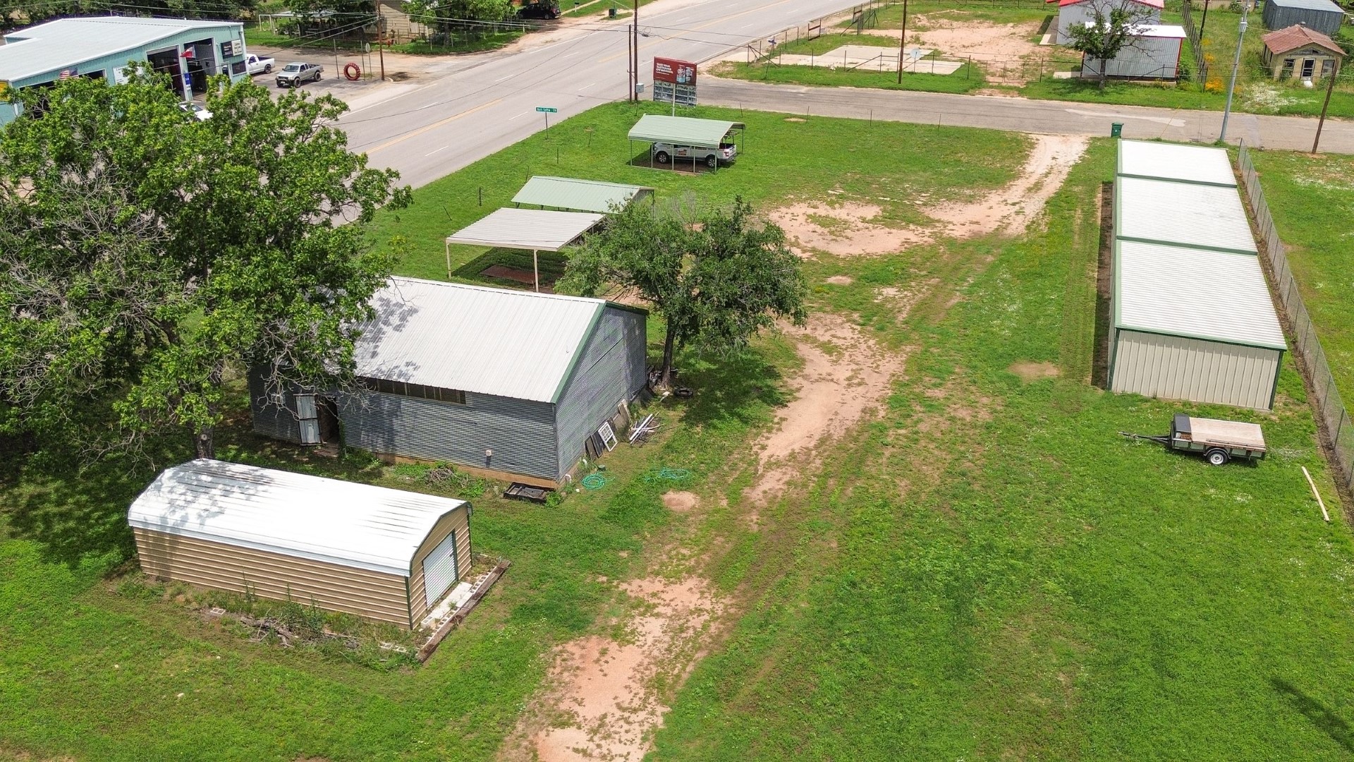 main property photo 6