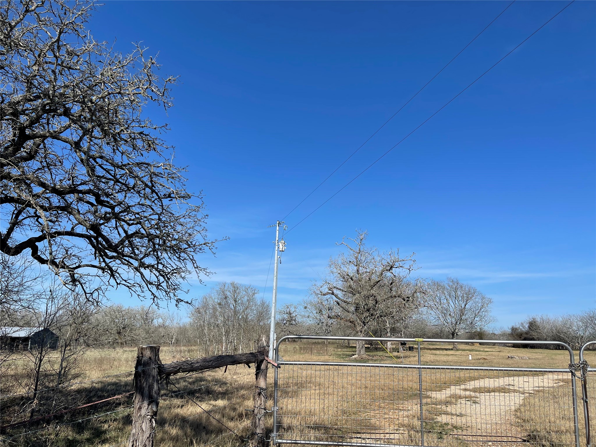 main property photo 6