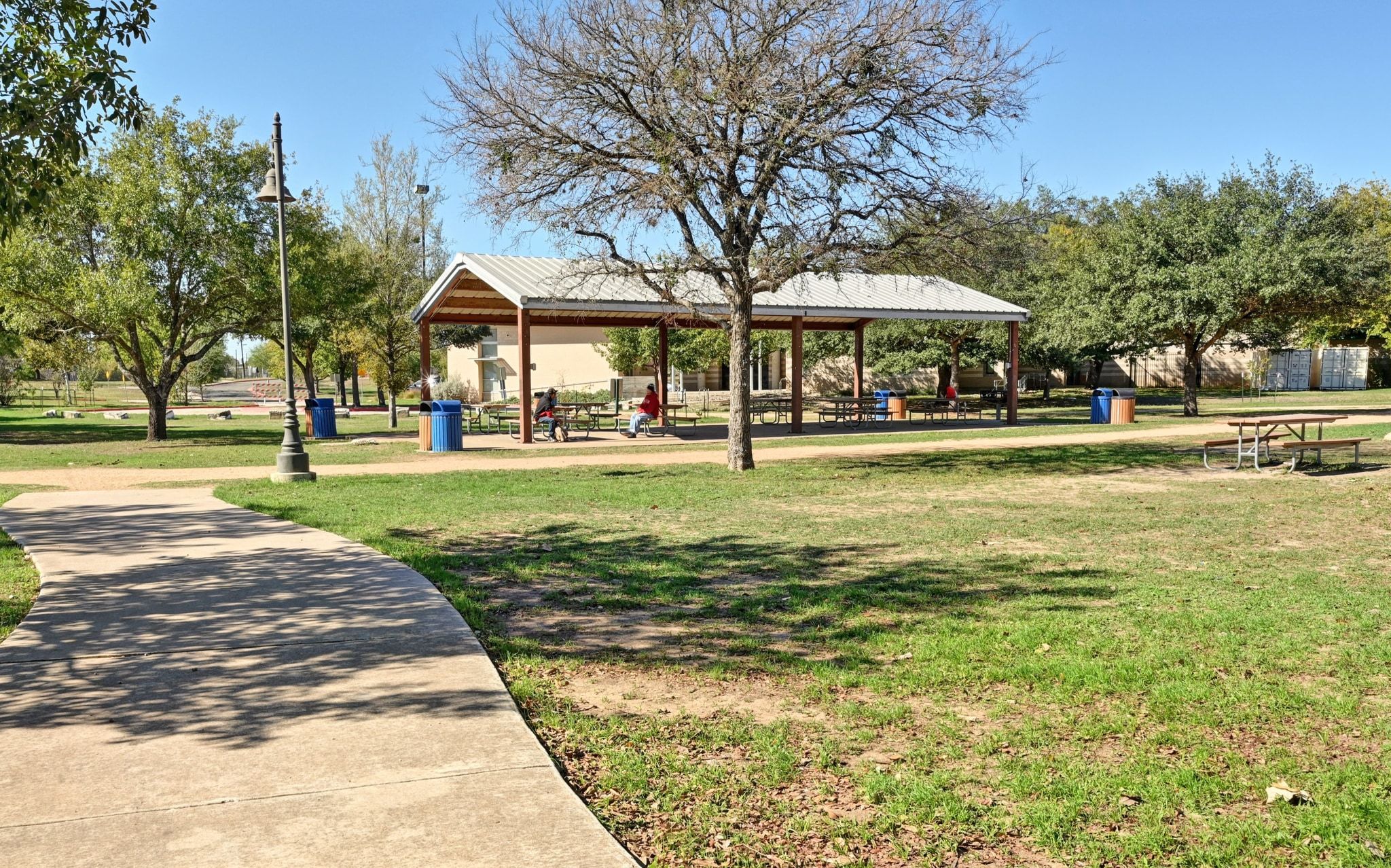 main property photo 34