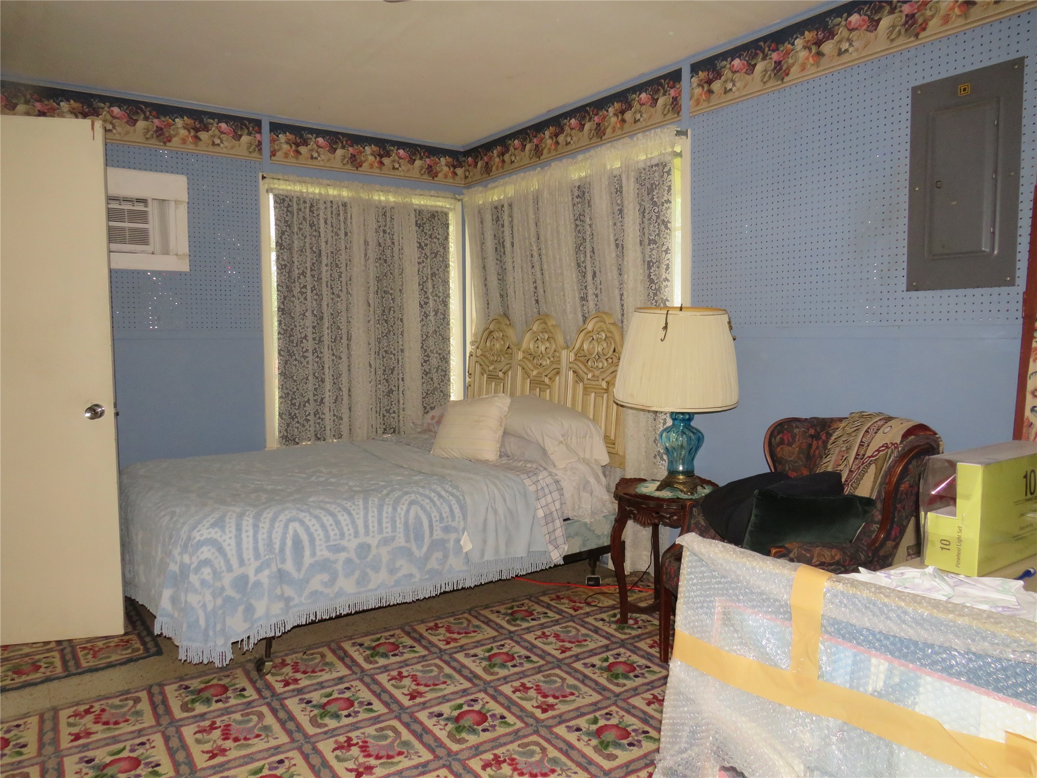 main property photo 25