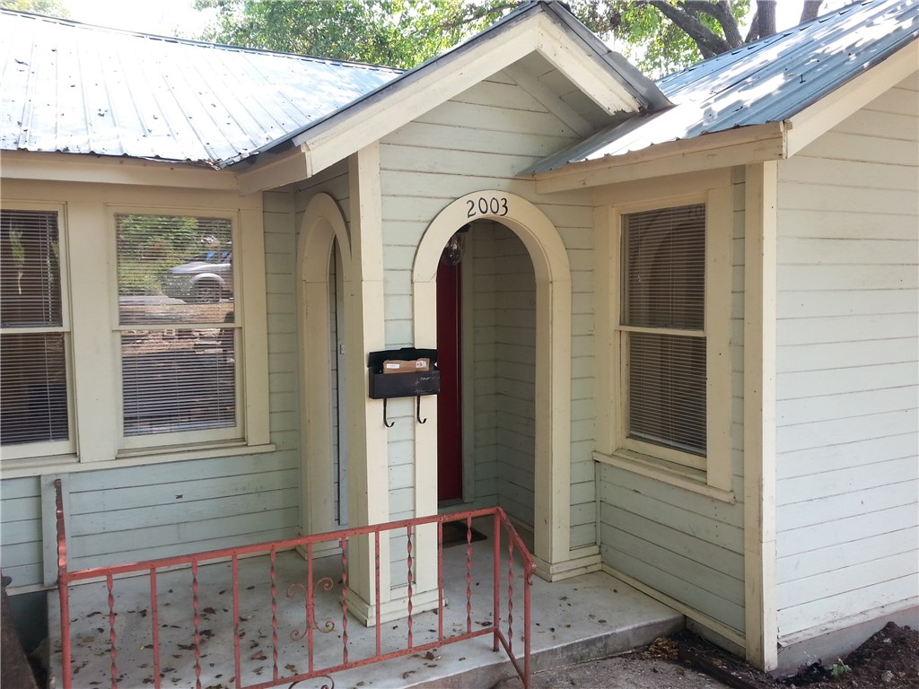 main property photo 9