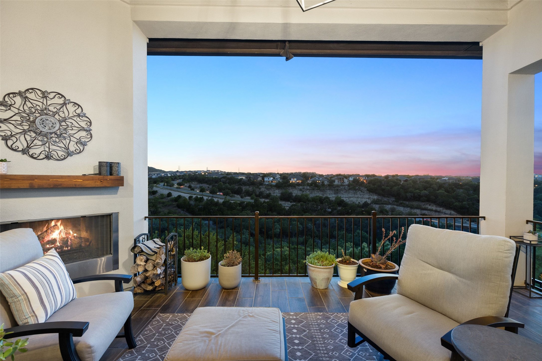 main property photo 30