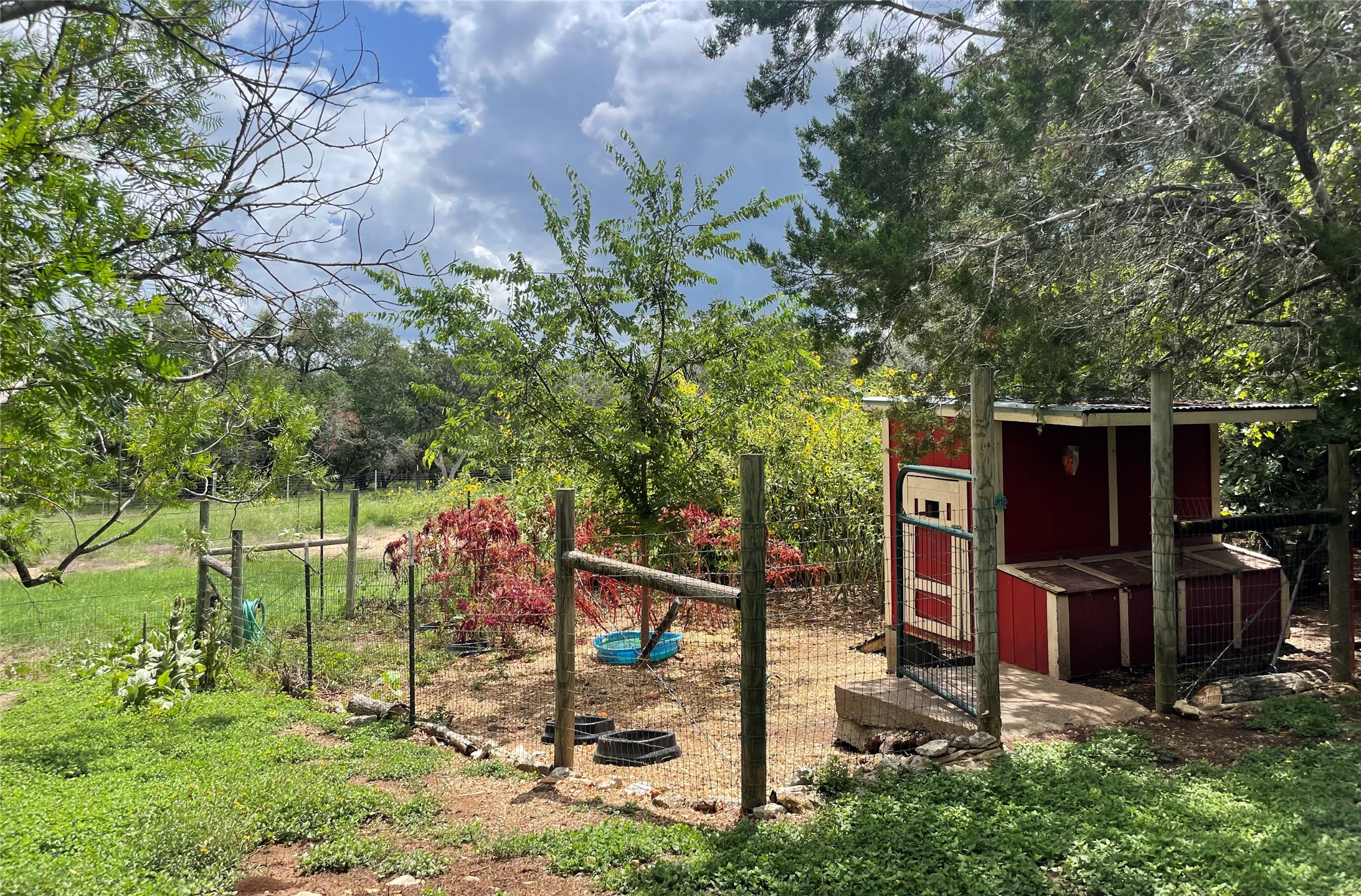 main property photo 17