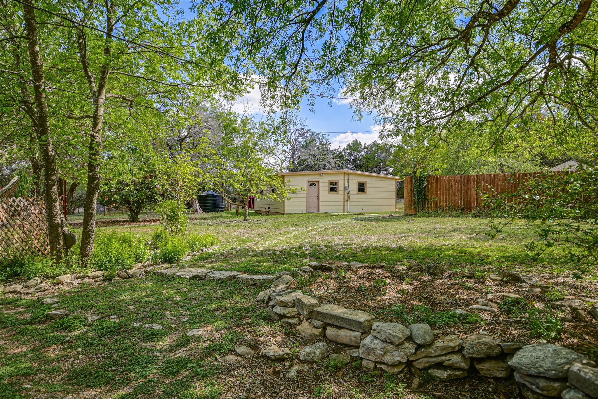 main property photo 22