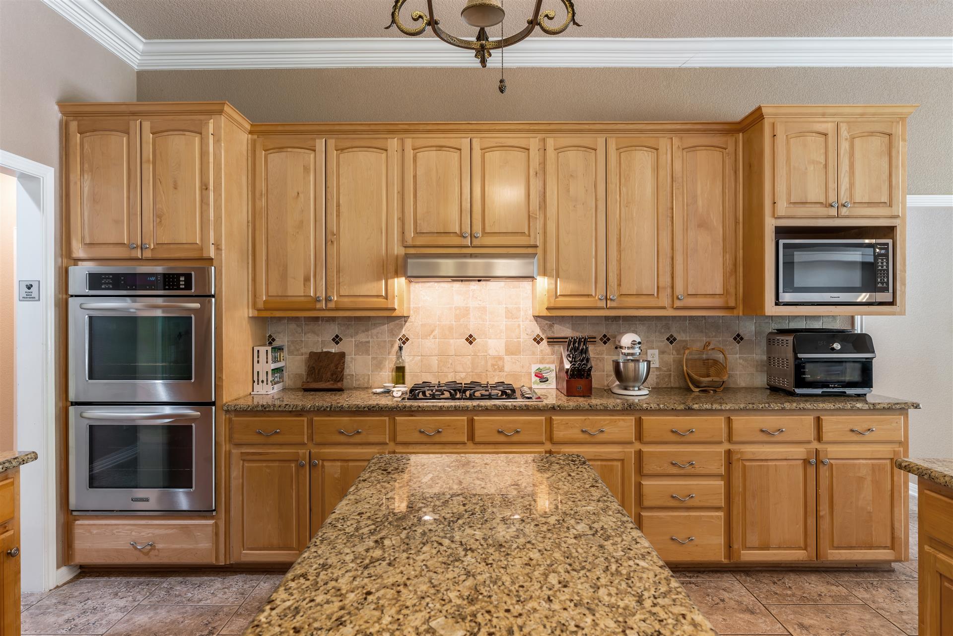 main property photo 8
