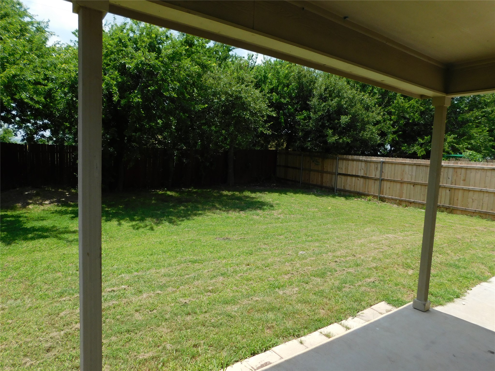 main property photo 18