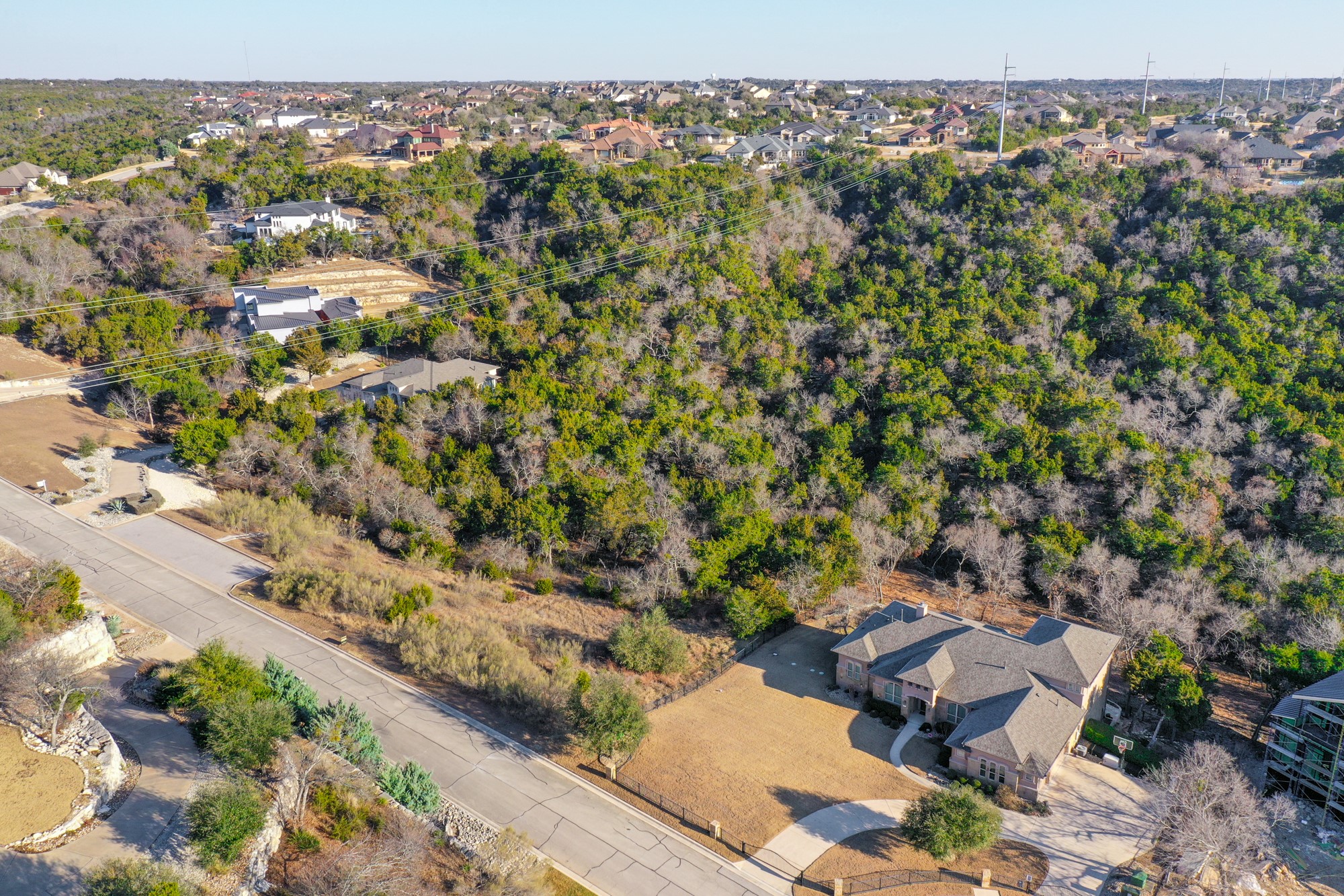 main property photo 3