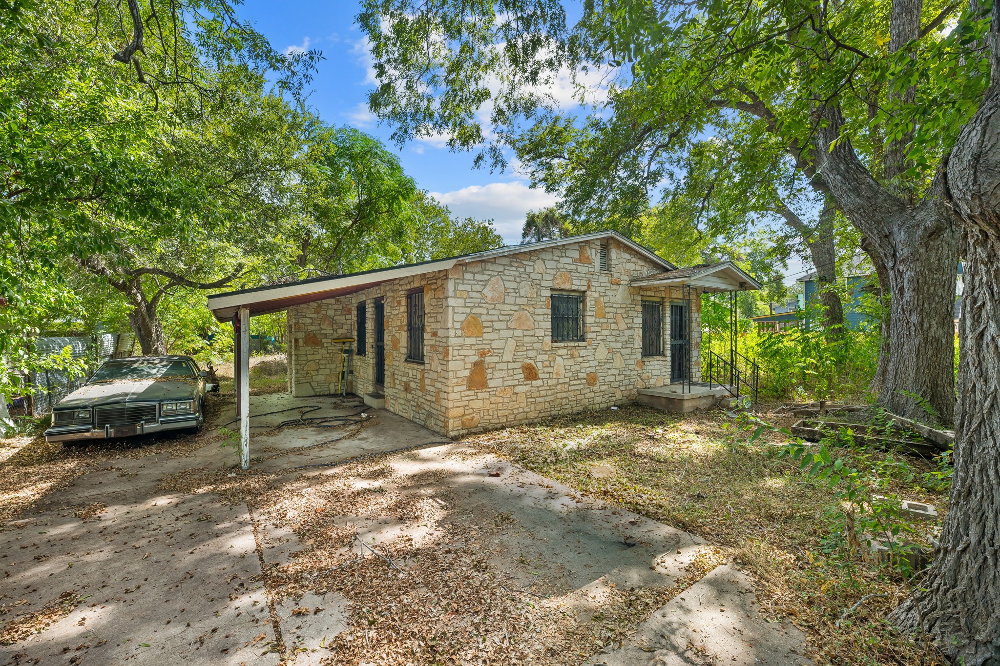 main property photo 7