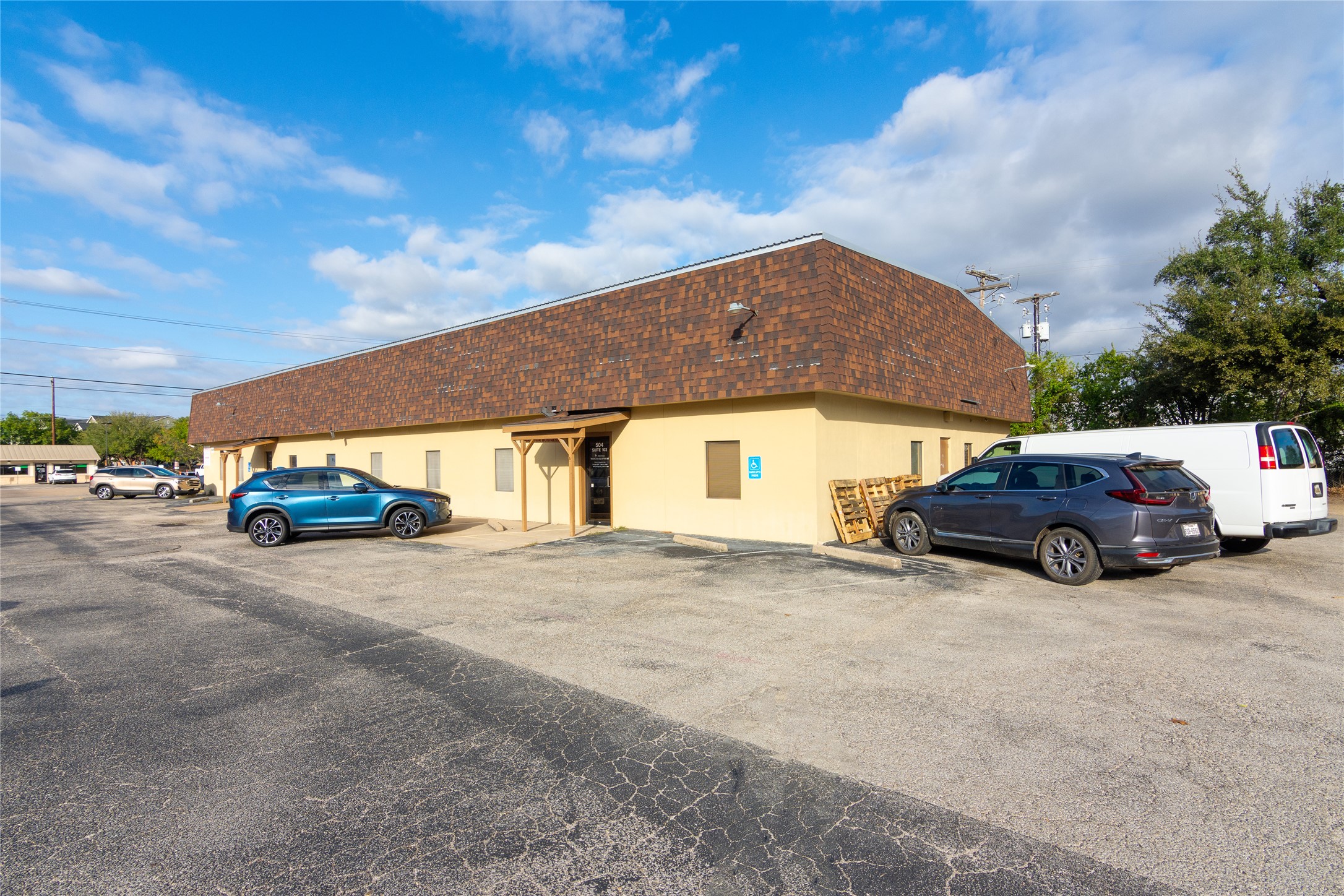 main property photo 3