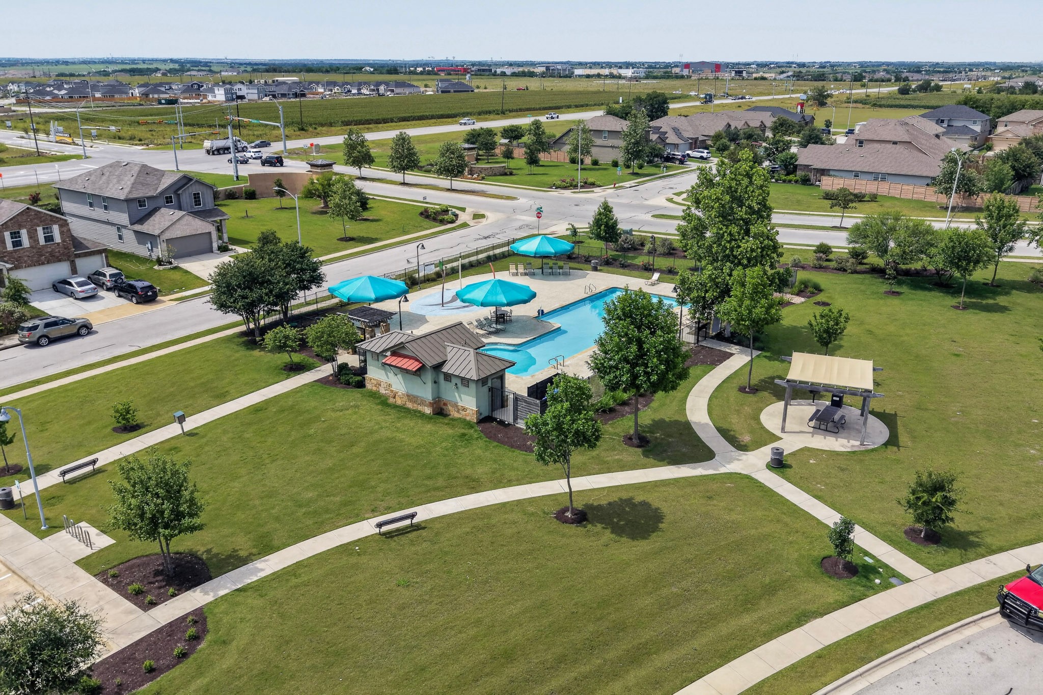 main property photo 36