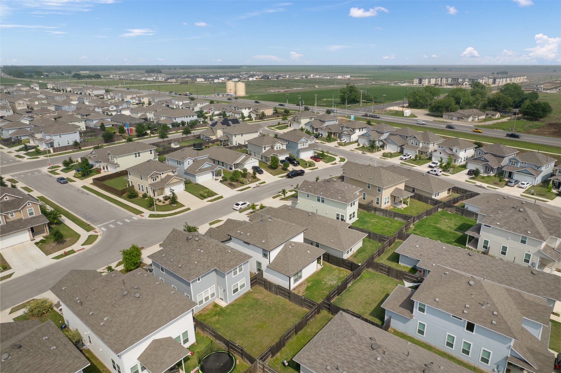 main property photo 35